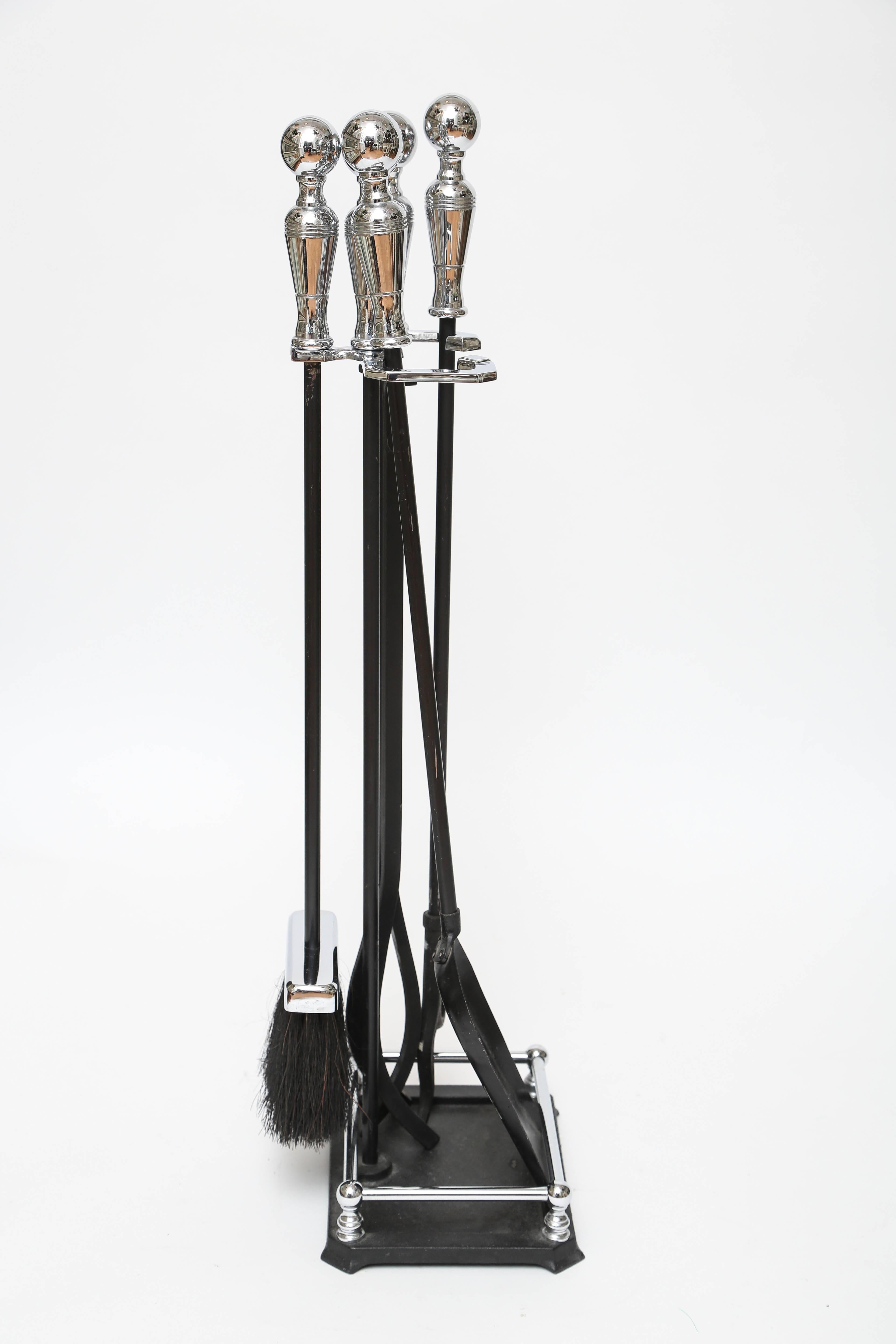 Modern Set of Chrome and Wrought Iron Fireplace Tools In Good Condition For Sale In West Palm Beach, FL