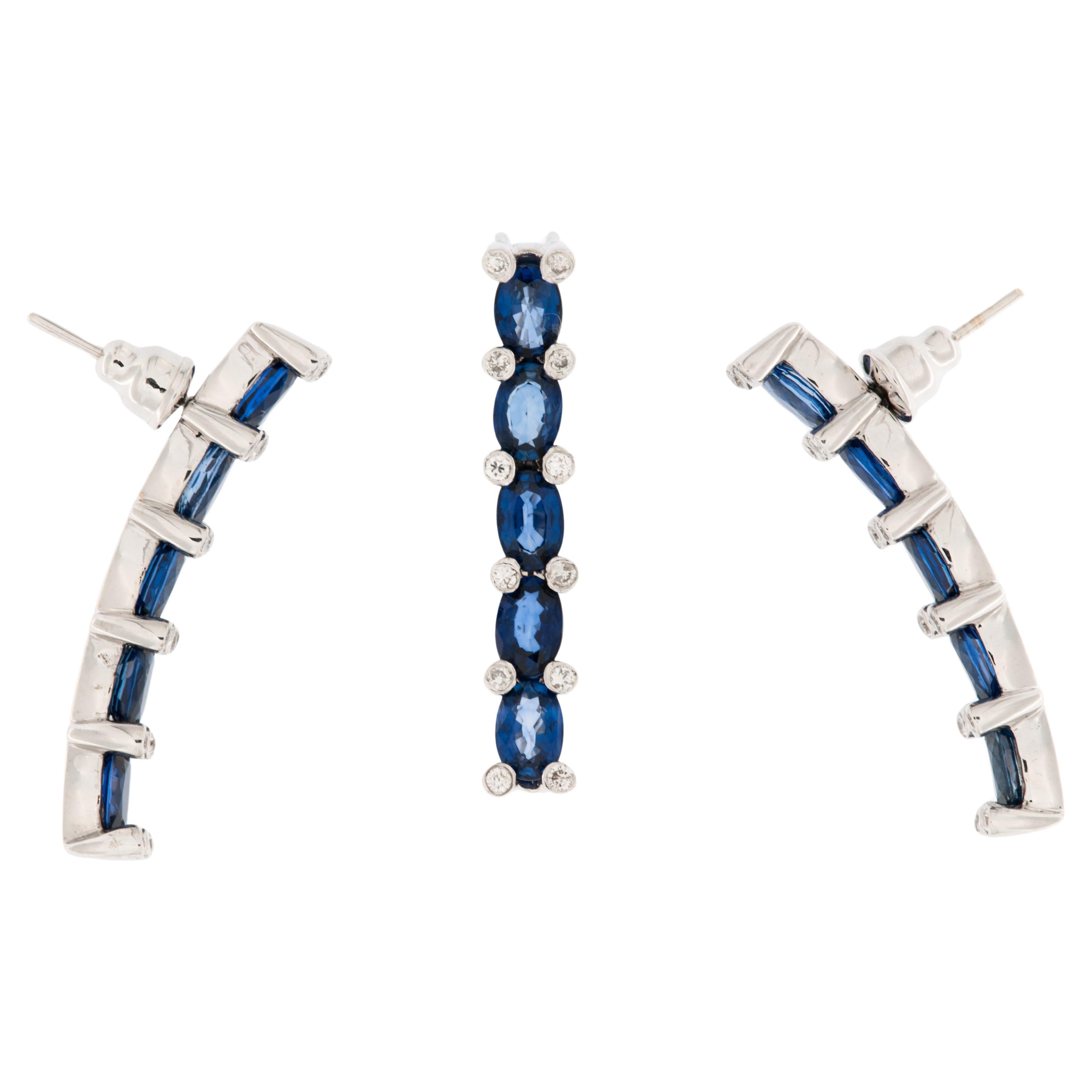 Modern Set of Jewels 18kt White Gold with Diamonds and Sapphires For Sale