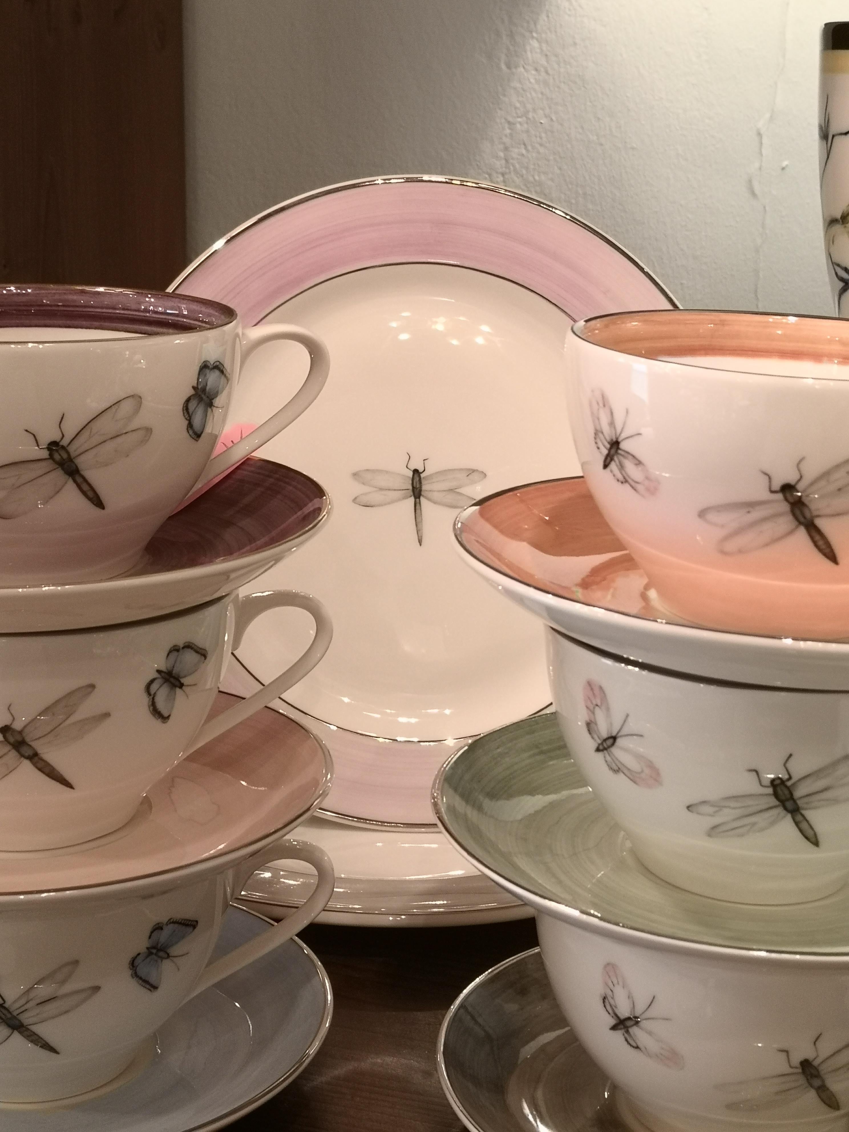 Modern Set of Six Porcelain Tea Cups Butterfly Decor Sofina Boutique Kitzbuehel For Sale 3