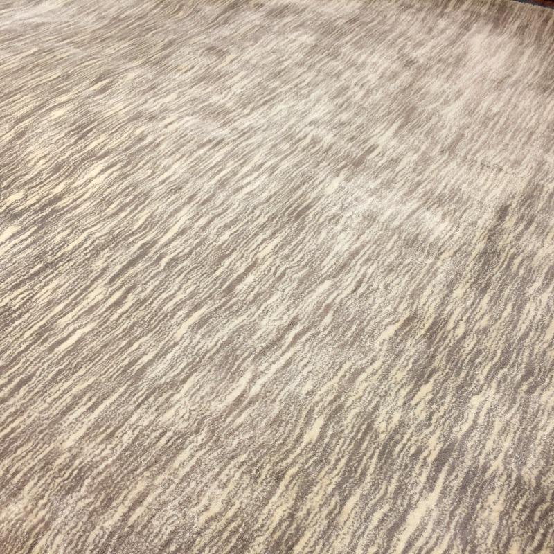 Modern Shades of Grey Tiger Design Tufted Bamboo Silk Rug 2