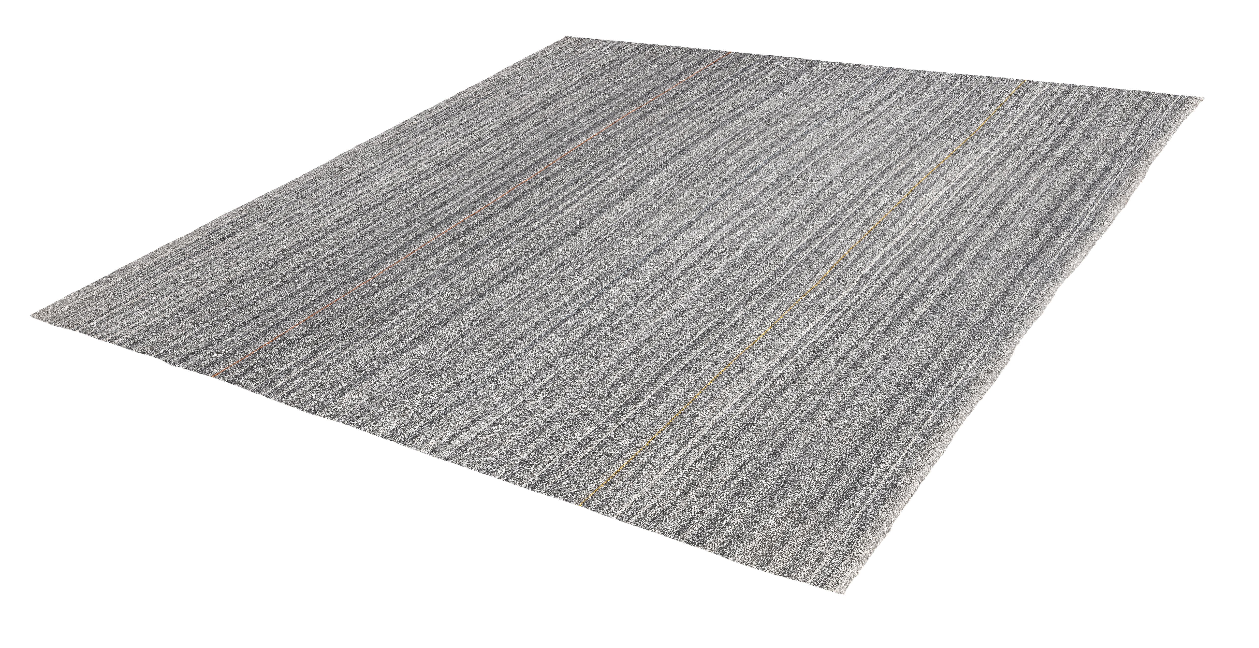 Modern Shiraz Pelas Flachgewebe - Handgesponnene Wolle & Baumwolle, Naturgrau-Creme-Ton im Zustand „Neu“ im Angebot in New York, NY