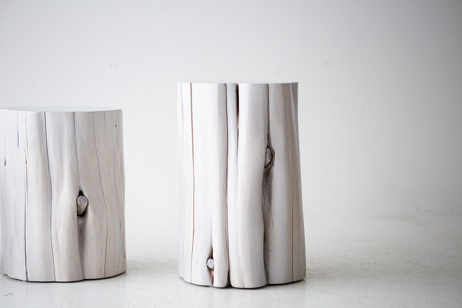 Modern Side Table / 13” Diameter White Stump en vente 1