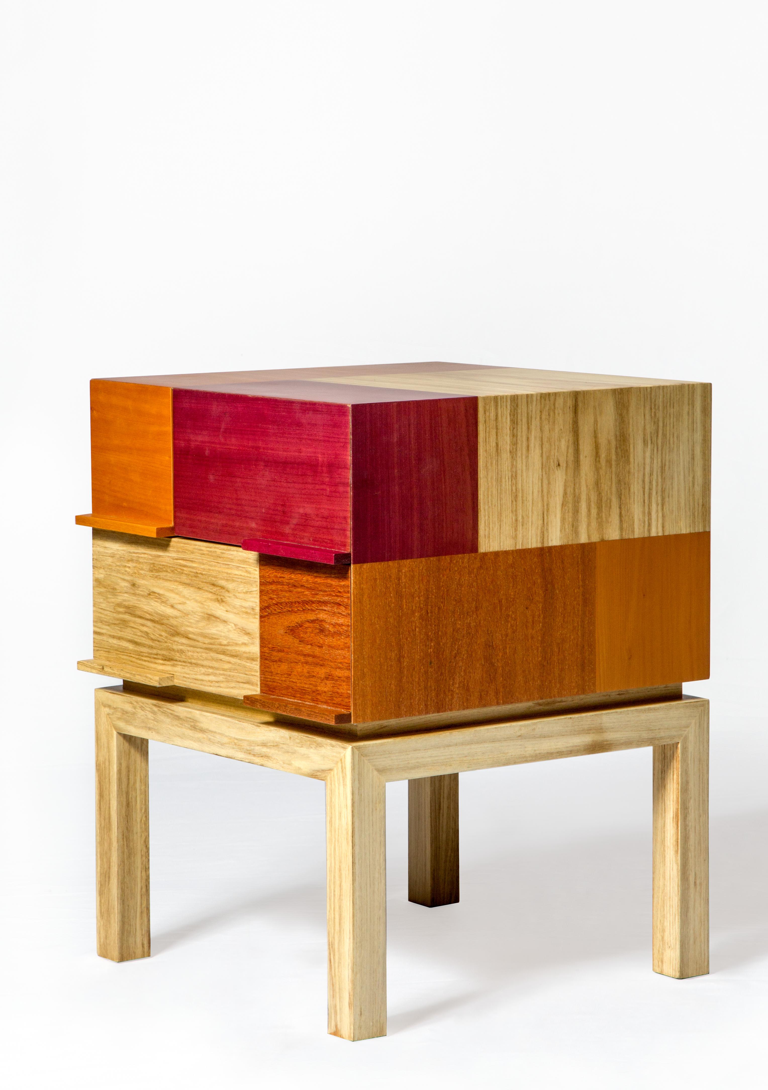 Modern Side Table by Ivan Rezende in Brazilian Wood In New Condition For Sale In Colatina, ES