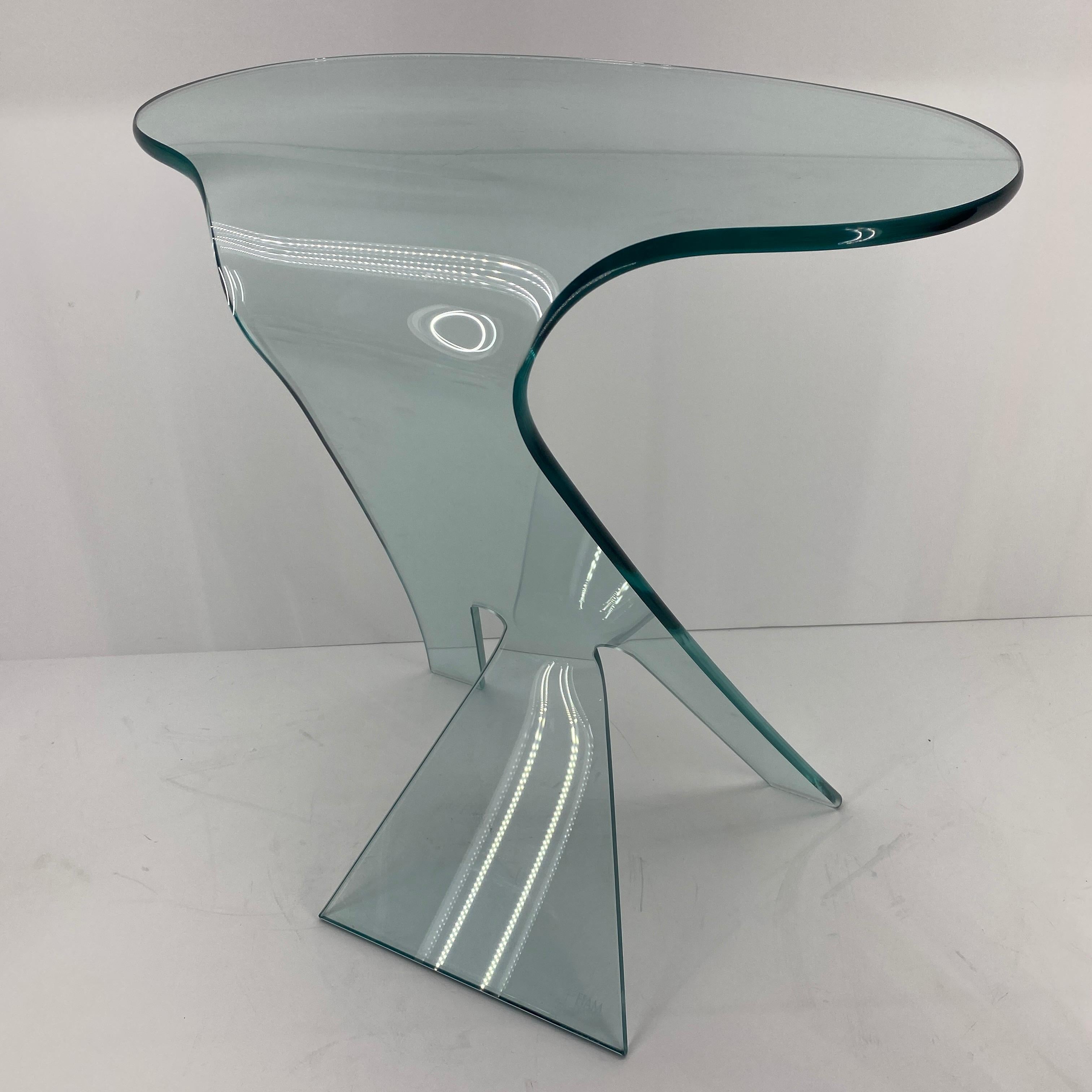 Modern Side Table Designed by Vittorio Livi For FIAM Italy In Good Condition In Haddonfield, NJ