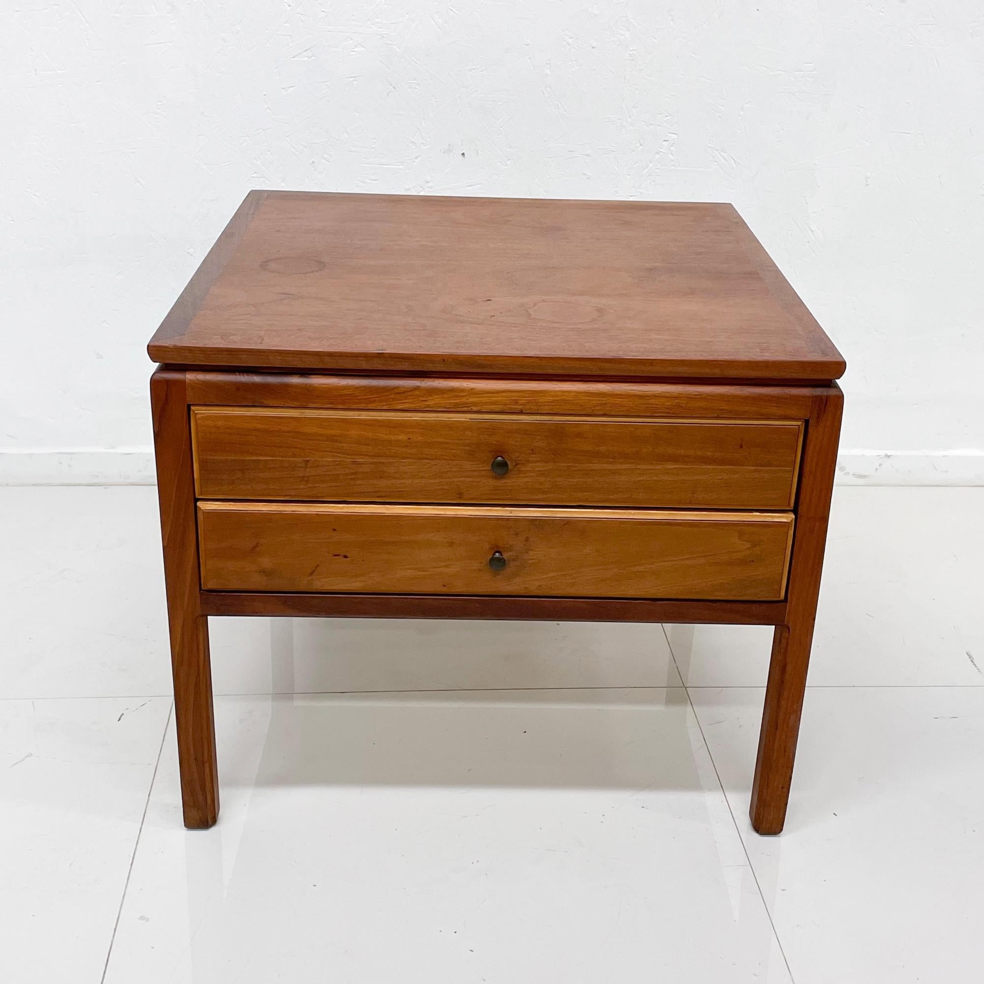 Modern Side Table Pair Floating Walnut Wood + Drawers Signed International 1970s In Good Condition In Chula Vista, CA