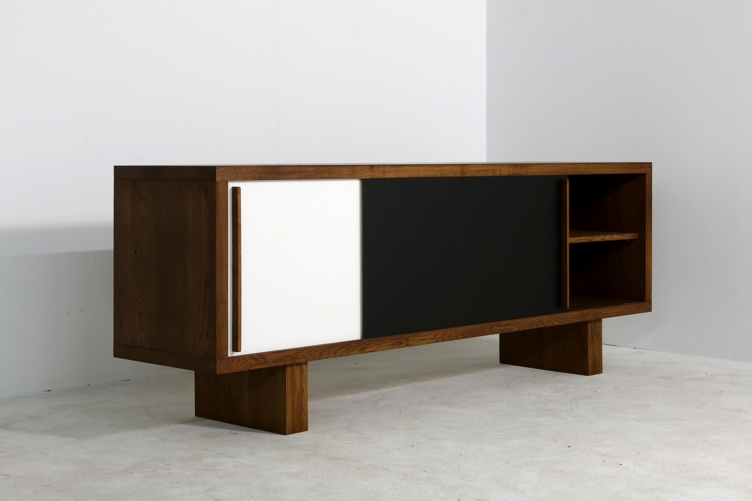 German Modern Sideboard Mod. NL63 by Nathan Lindberg in Solid Oak, Contemporary