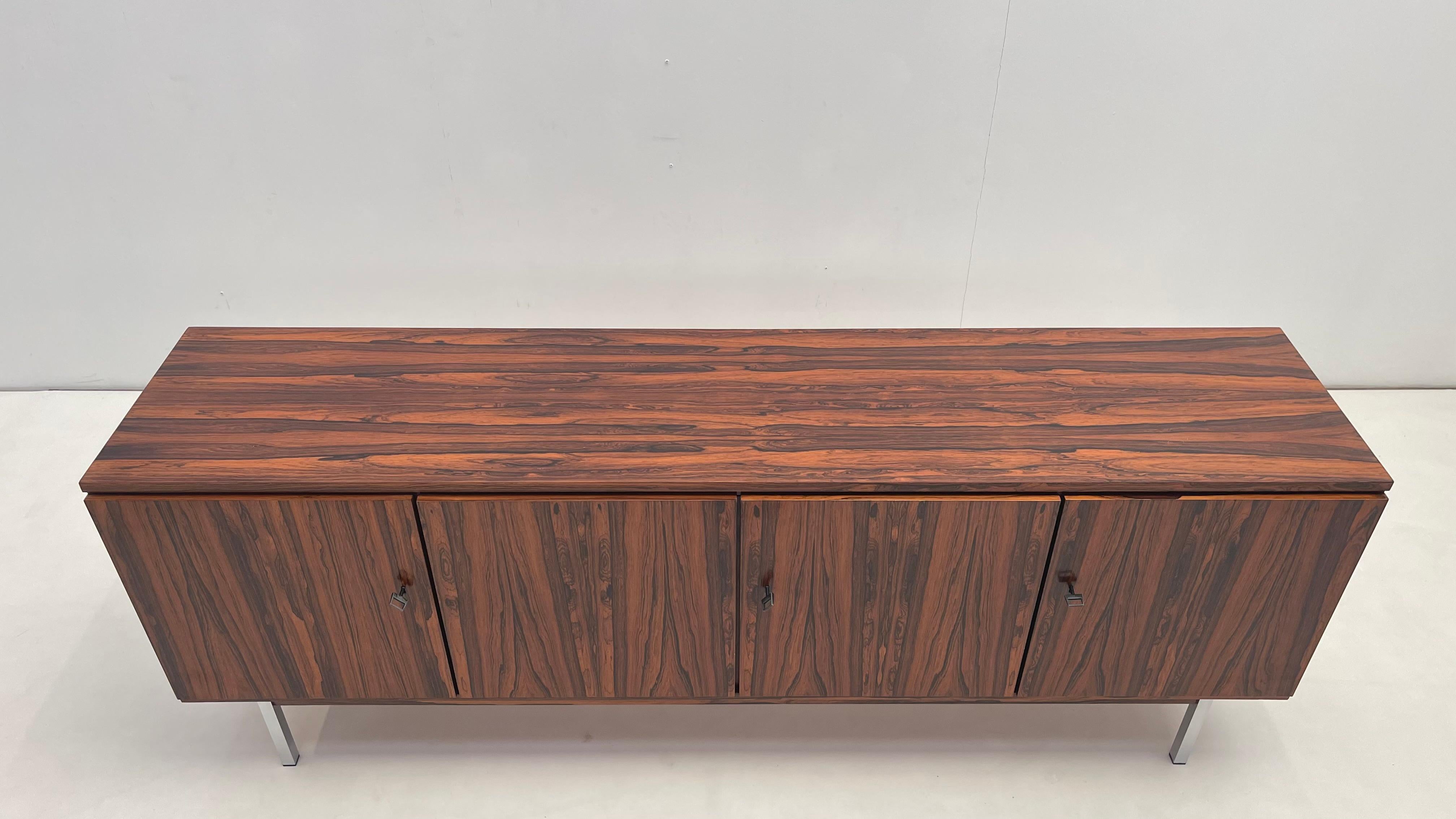 The Moderns Sideboard Bon état - En vente à Brussels, BE