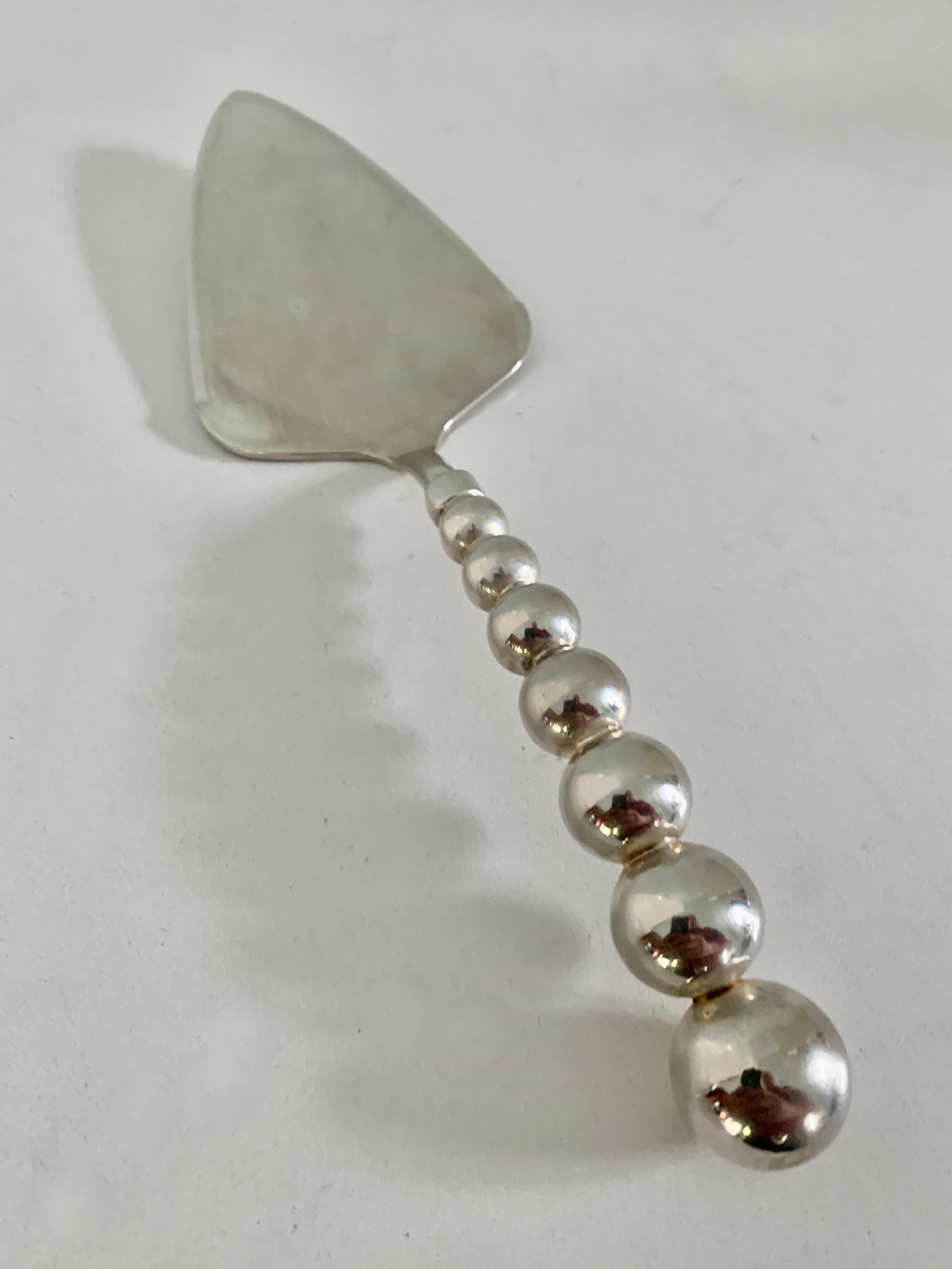 Modern Silver Plate Cake or Pastry Server For Sale 1