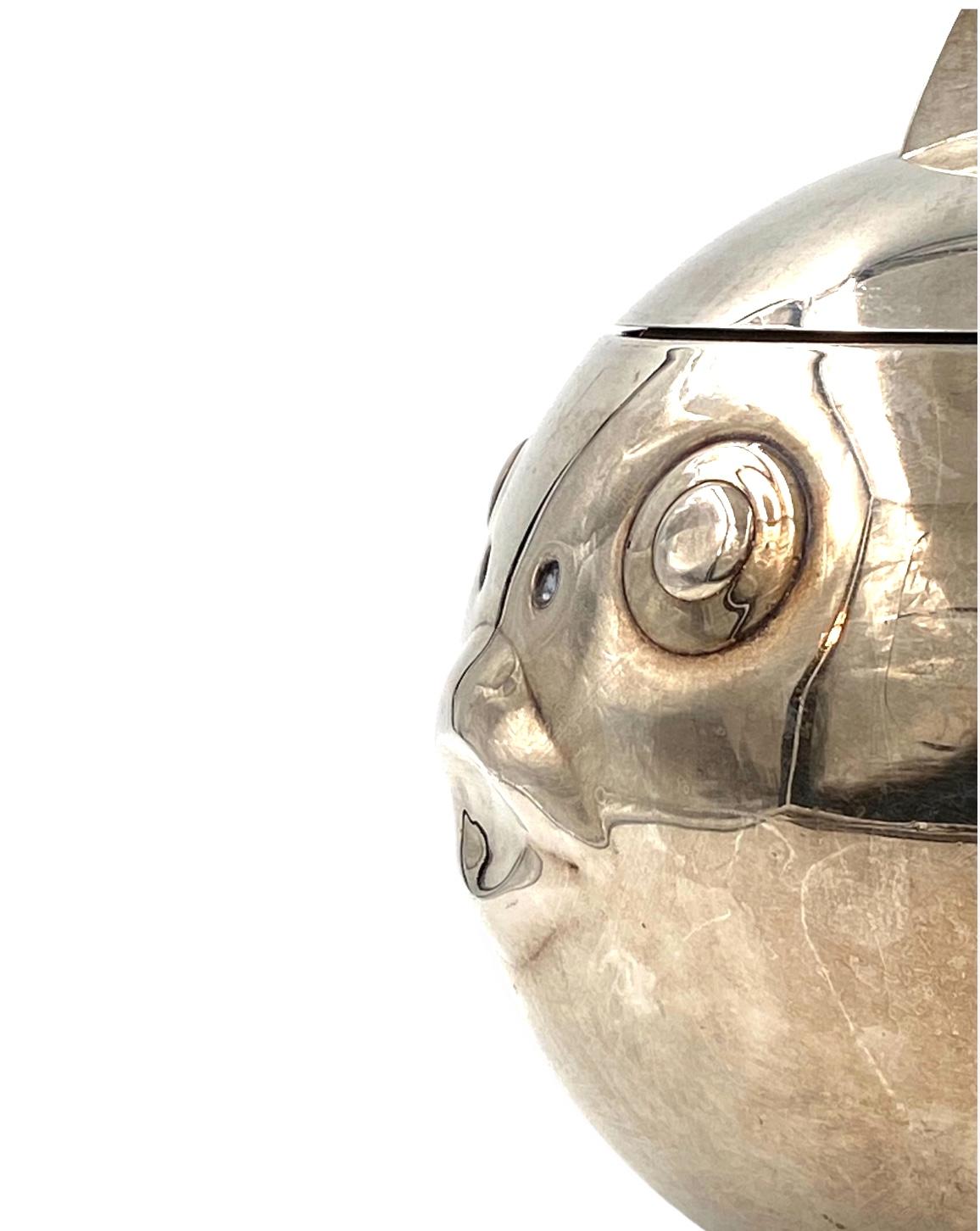 Modern silver-plated fish wine cooler / ice bucket, Teghini Firenze Italy 1970s For Sale 6