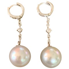 Modern Silver South Sea Pearl and Diamond 18 Karat White Gold Dangle Earrings