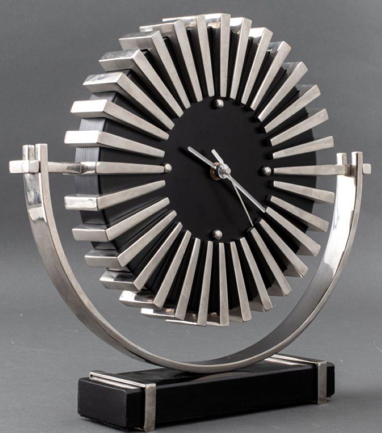 Modern Silvered Metal Analog Mantel Clock 1