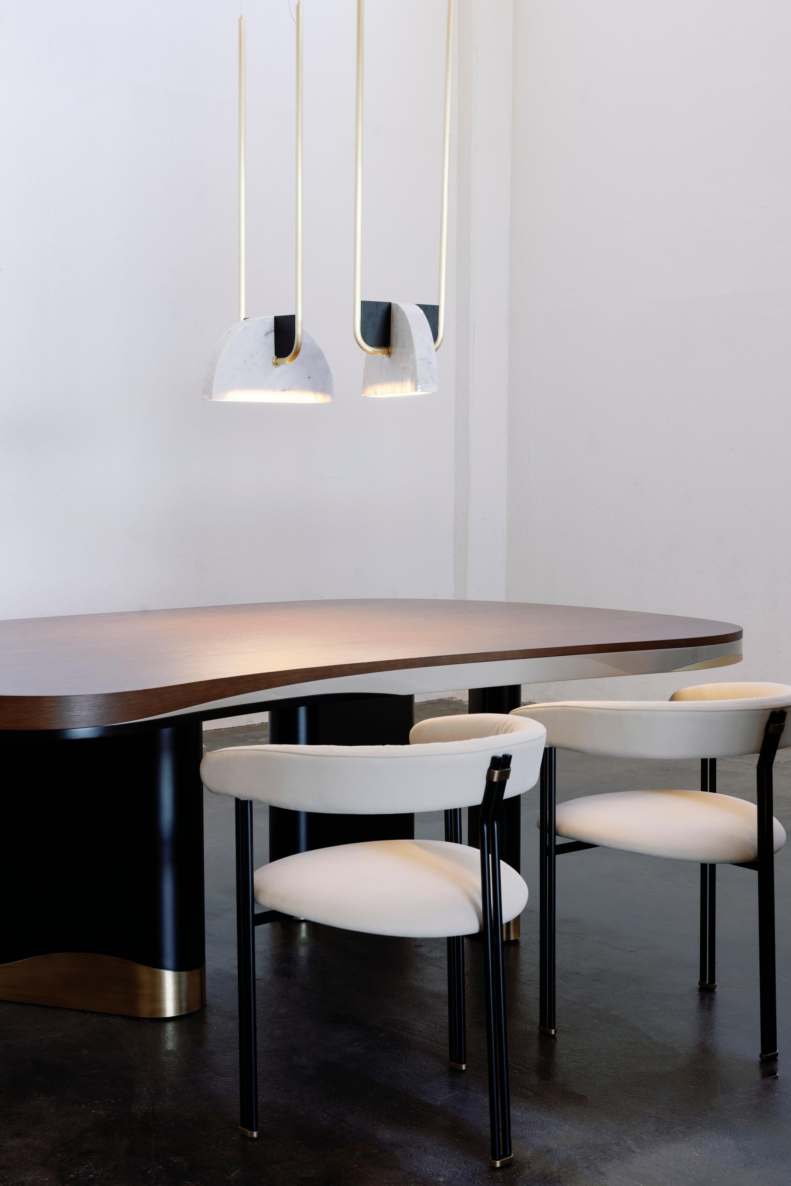 Table de salle à manger Sistelo, Collection Contemporary, fabriquée à la main au Portugal - Europe par Greenapple.

La table de salle à manger moderne Sistelo s'inspire du paysage captivant de Sistelo, en hommage à ce joyau caché aux abords du parc