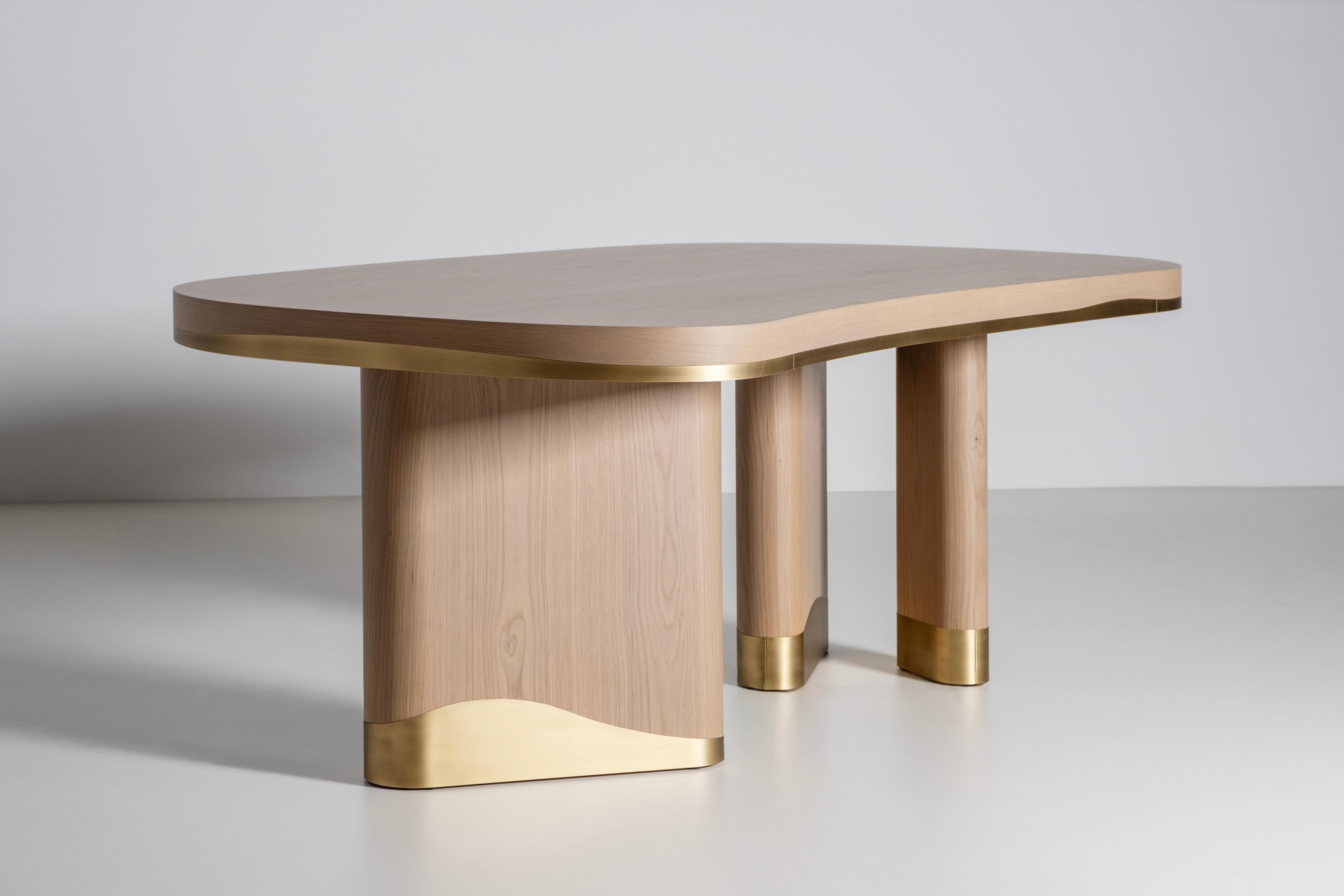 Mid-Century Modern Modern Sistelo Dining Table, Warm Grey Oak, Brass, Handmade by Greenapple For Sale