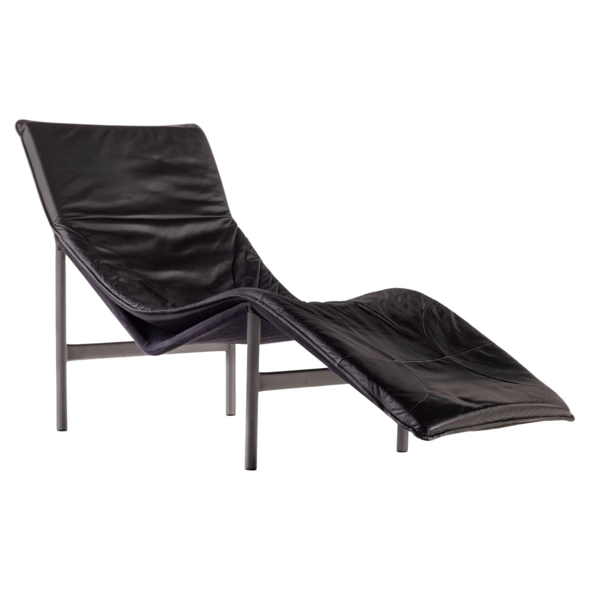 Modern "Skye" Leather Chaise Lounge Chair by Tord Björklund, Sweden, c. 1970's For Sale