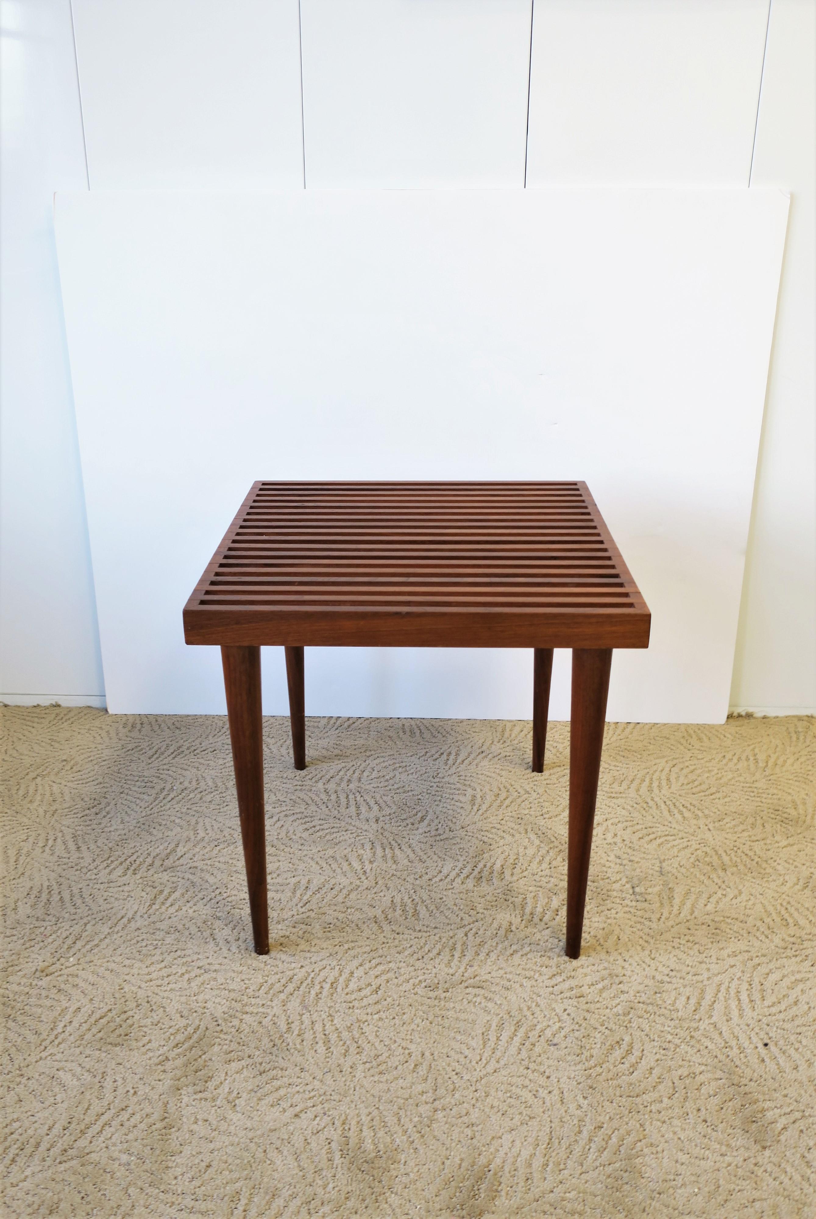 Midcentury Modern Slat Wood End or Side Table by Mel Smilow In Good Condition In New York, NY