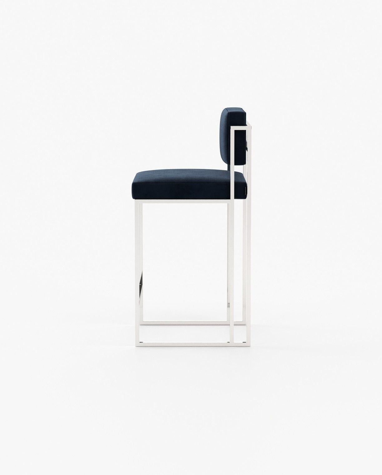 Tabouret de comptoir The Moderns en fer noir texturé et velours Performance en vente 2