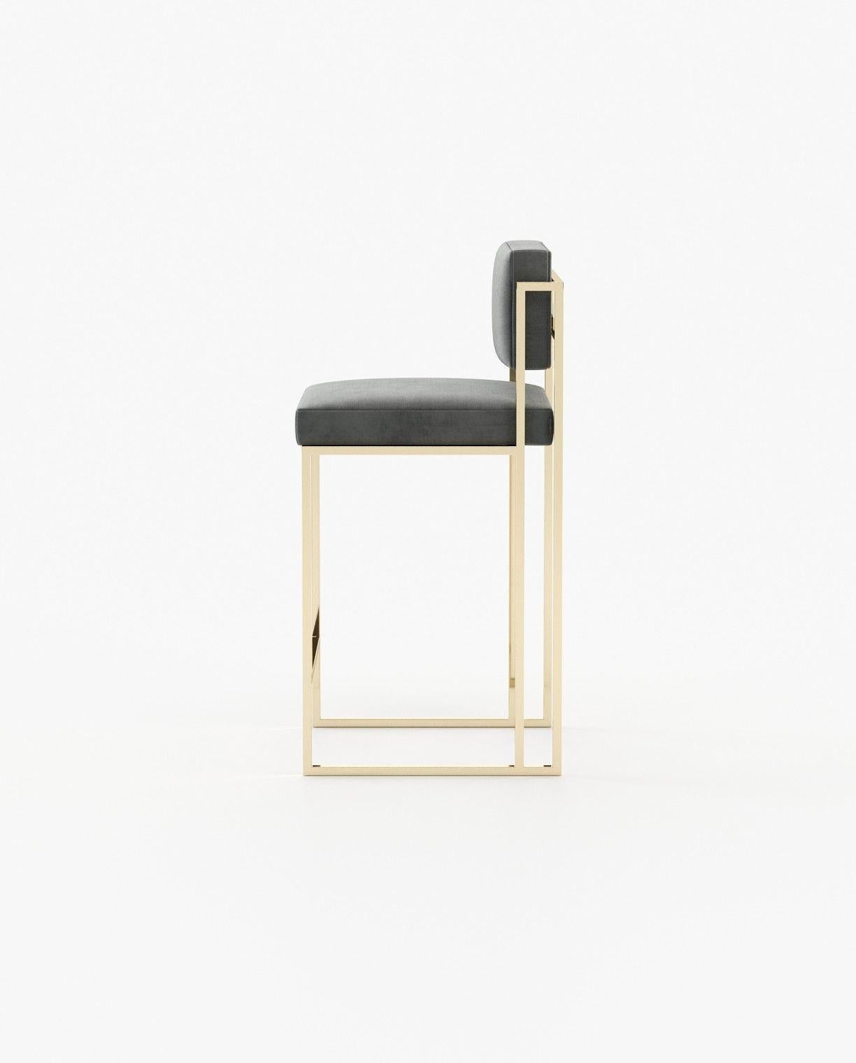 Acier inoxydable Tabouret de comptoir The Moderns en fer noir texturé et velours Performance en vente