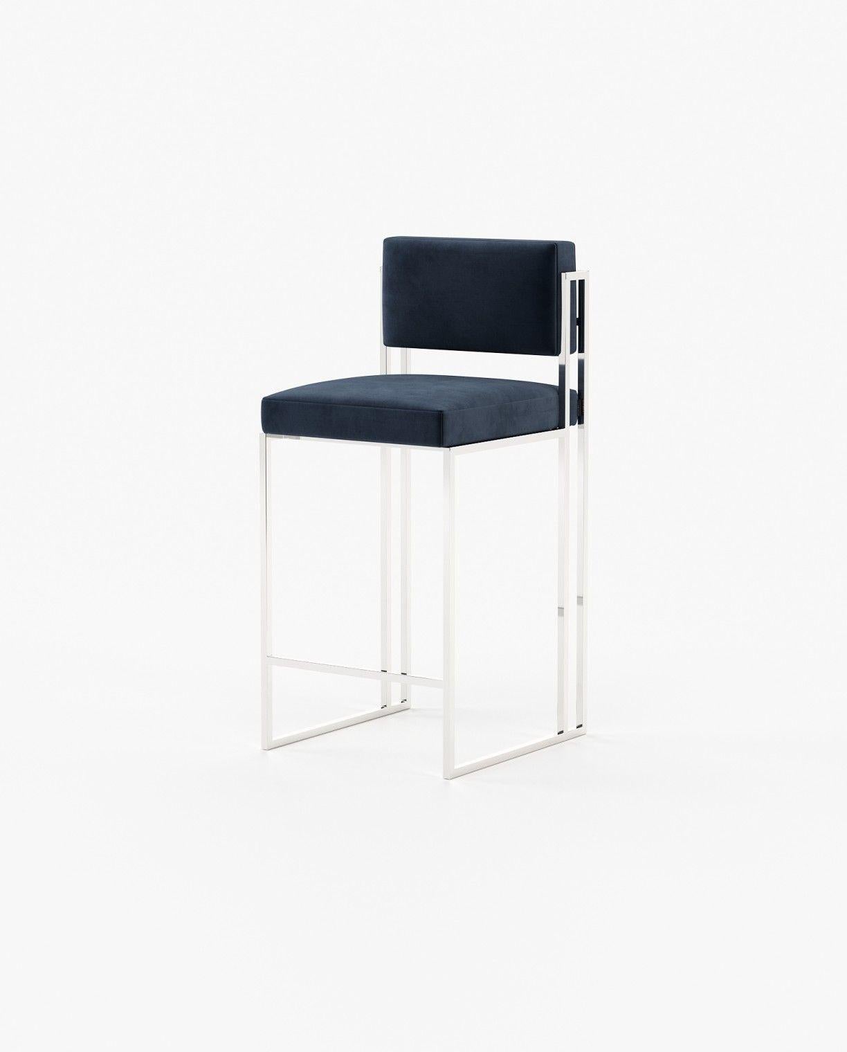 Tabouret de comptoir The Moderns en fer noir texturé et velours Performance en vente 1