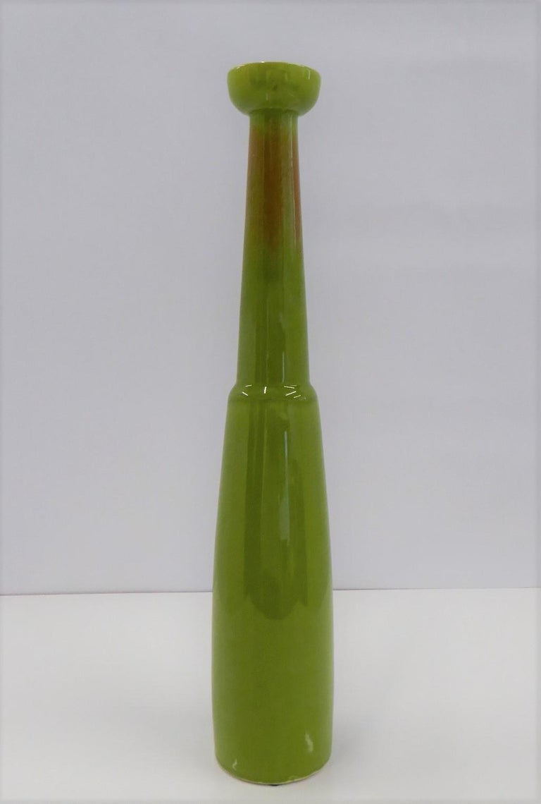 Mid-Century Modern Modern Slender Ceramic Vase in Green and Orange Jaru of California, 1960s For Sale