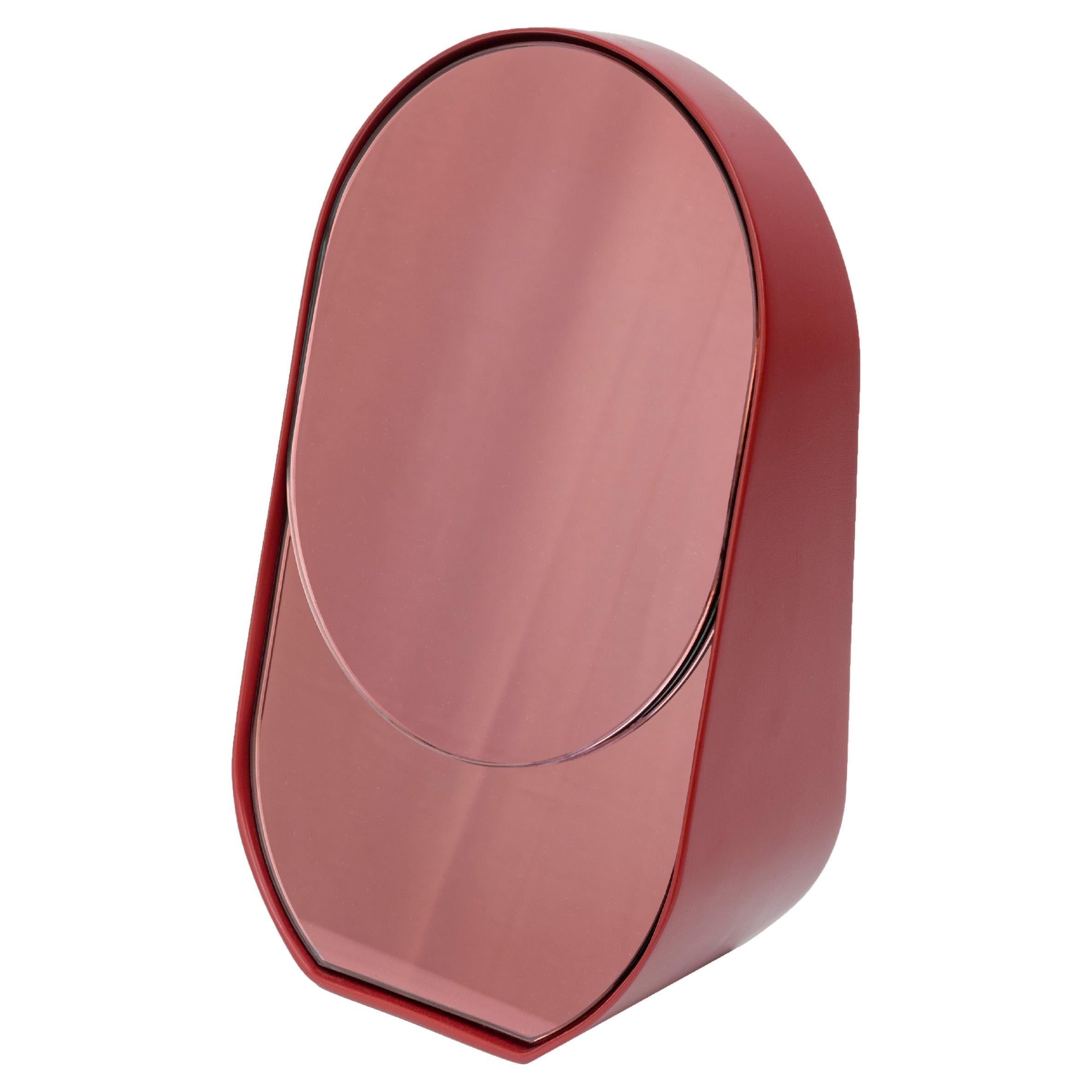 Moderner kleiner Spiegel "Baggage Claim-M" in Rosa von Müge Kahraman