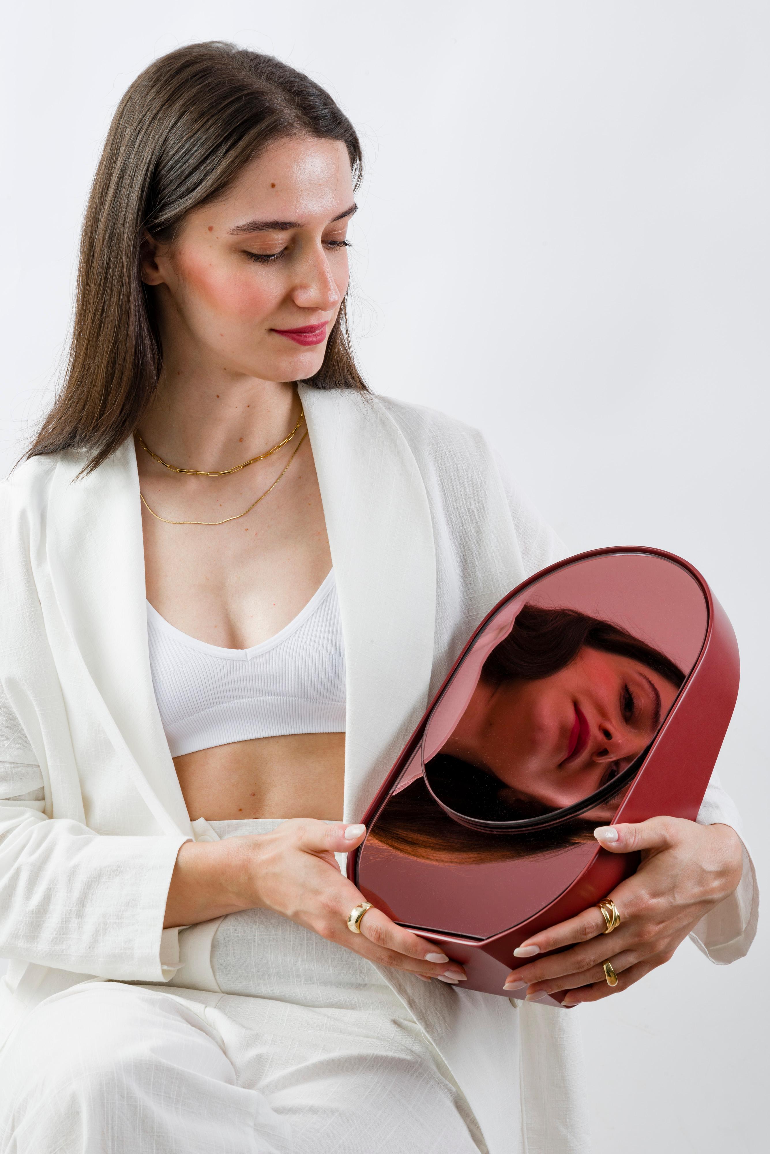 Moderner kleiner Spiegel 