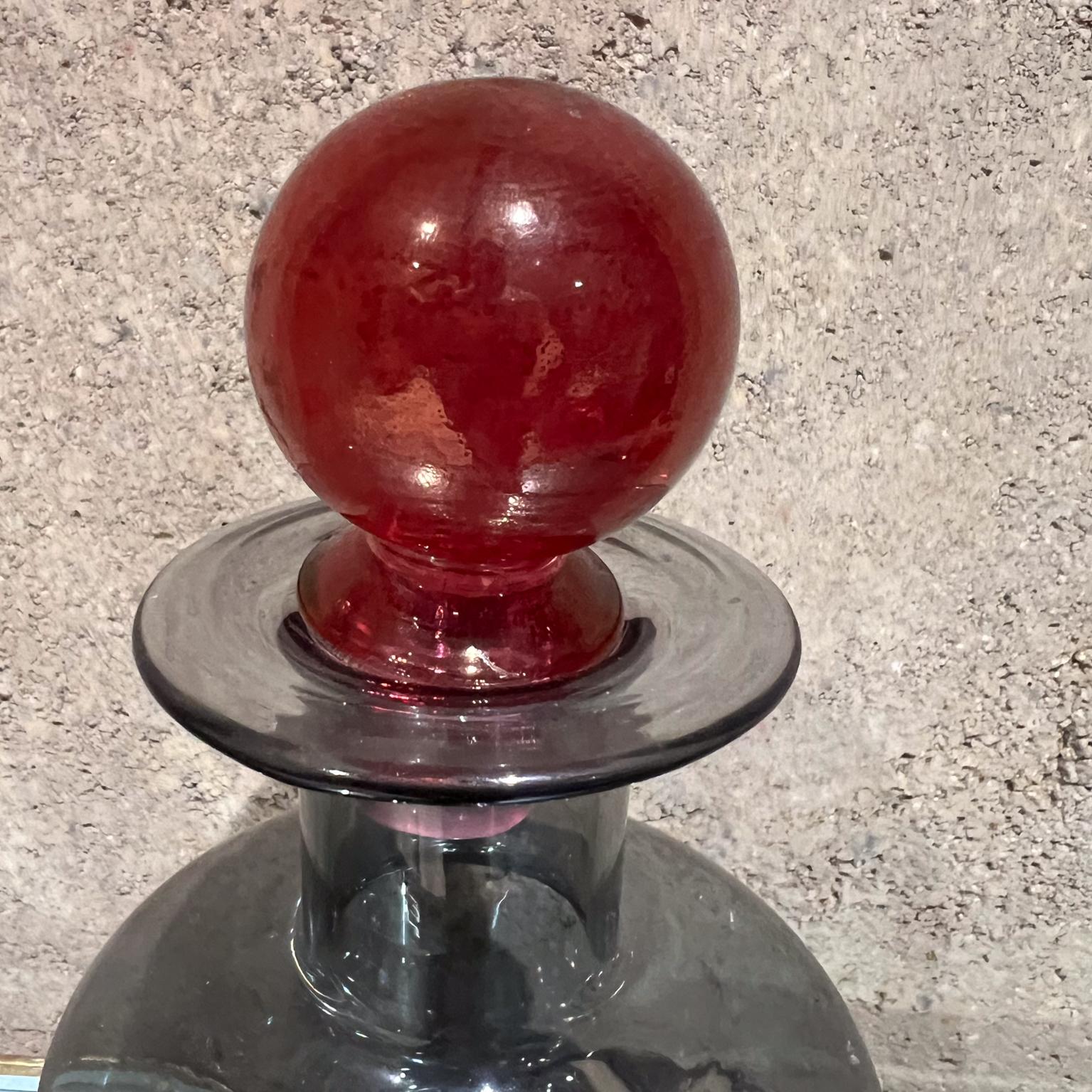 Modern Smoke Glass Decanter with Red Stopper In Good Condition For Sale In Chula Vista, CA