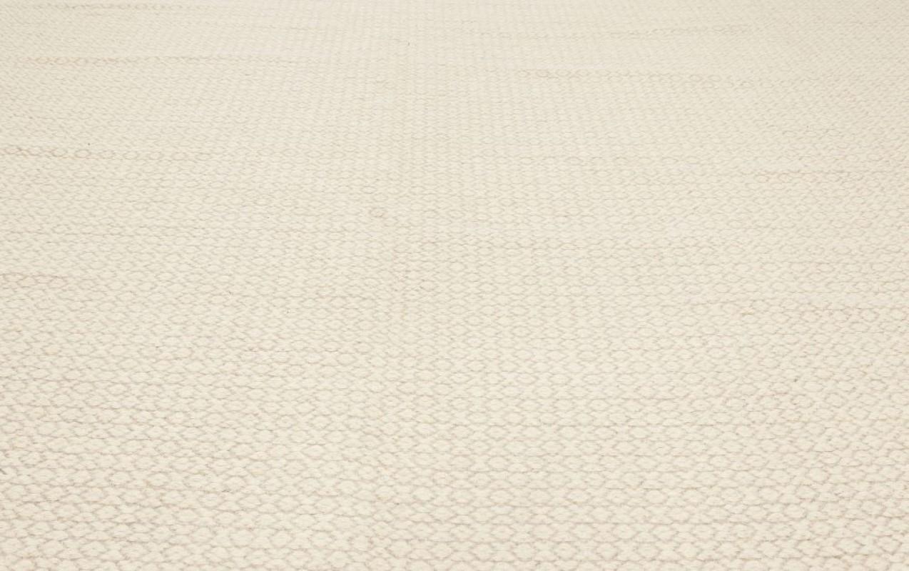 Hand-Woven Modern Solid Beige Flat-Weave Rug by Doris Leslie Blau For Sale