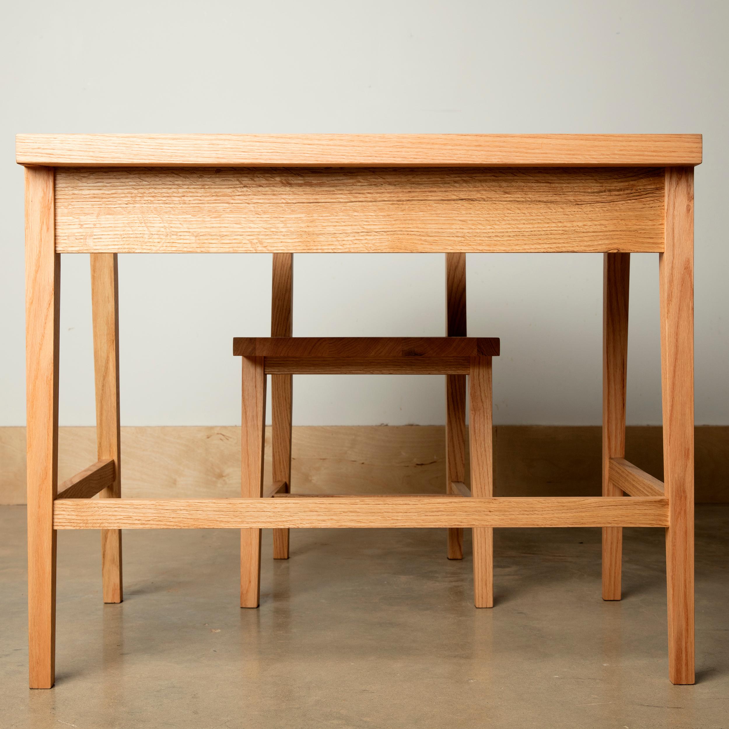 Moderner Stuhl aus massivem Eichenholz mit klarer Öloberfläche für das Esszimmer/Schreibtisch im Angebot 4