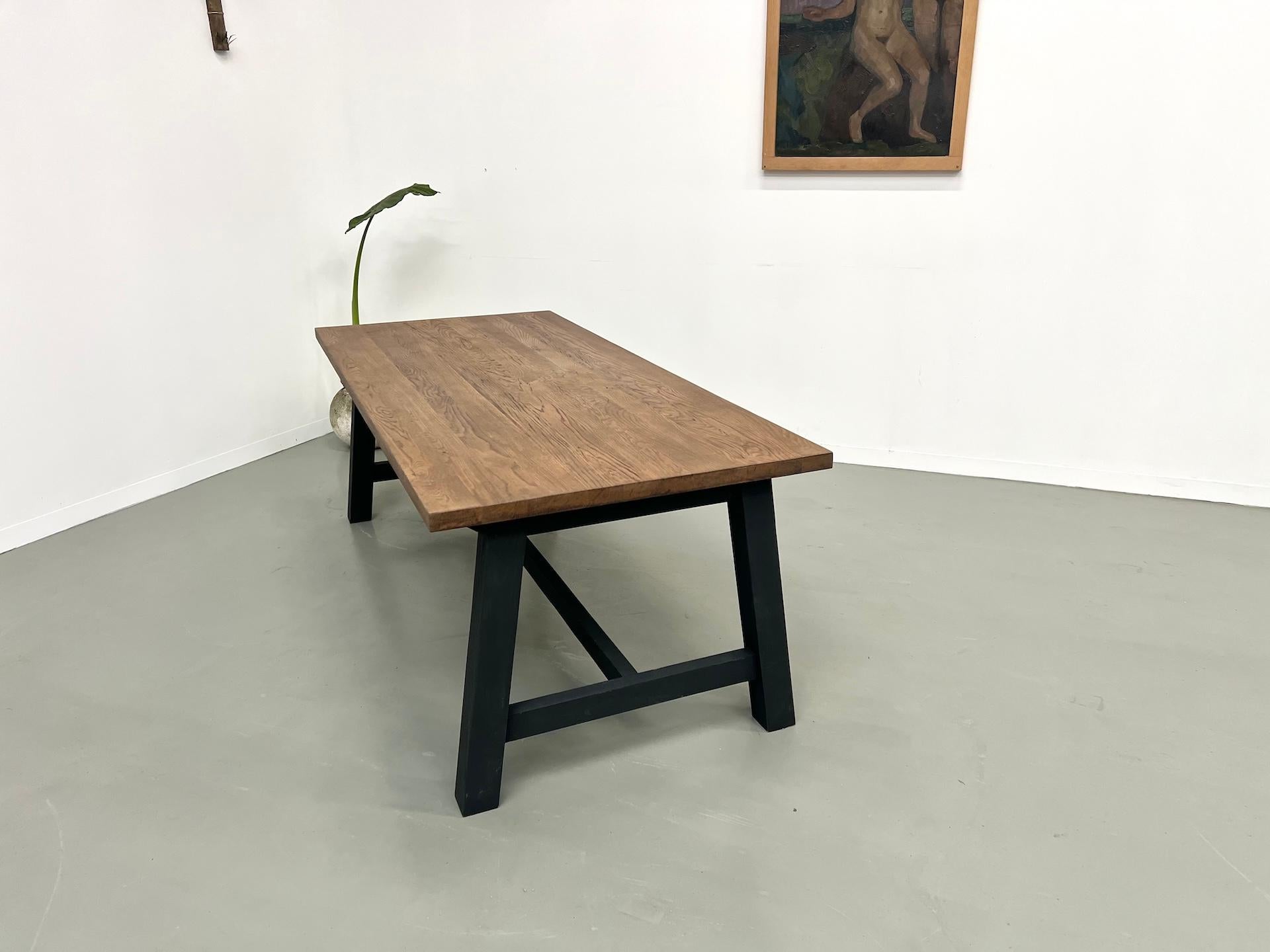 Modern solid oak dining table For Sale 13