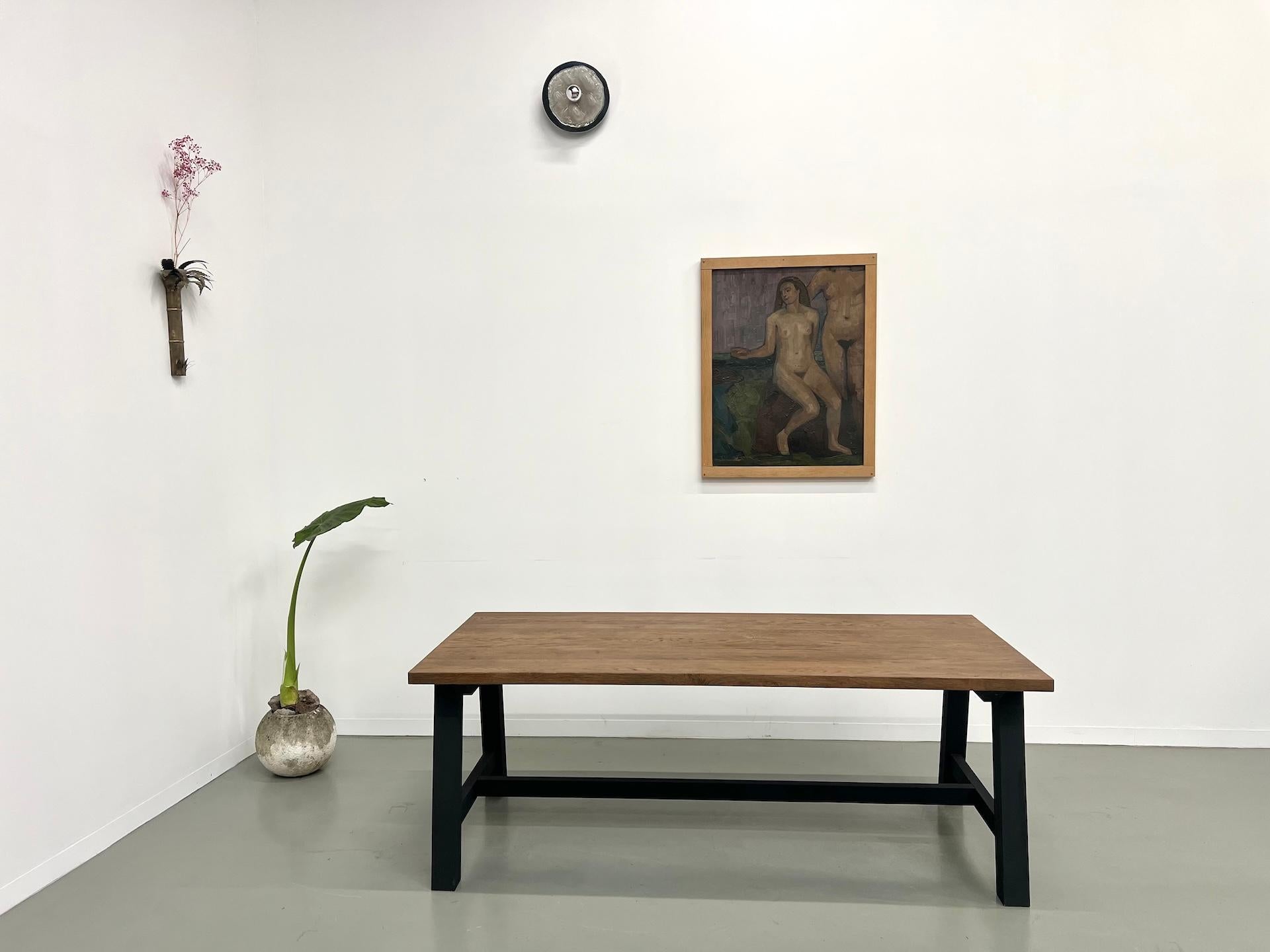 Late 20th Century Modern solid oak dining table For Sale