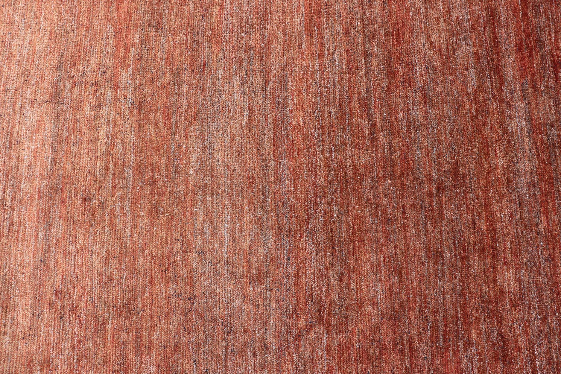 Moderno Tappeto solido moderno nei toni caldi dell'arancione bruciato 9'5 x 12'2 in vendita