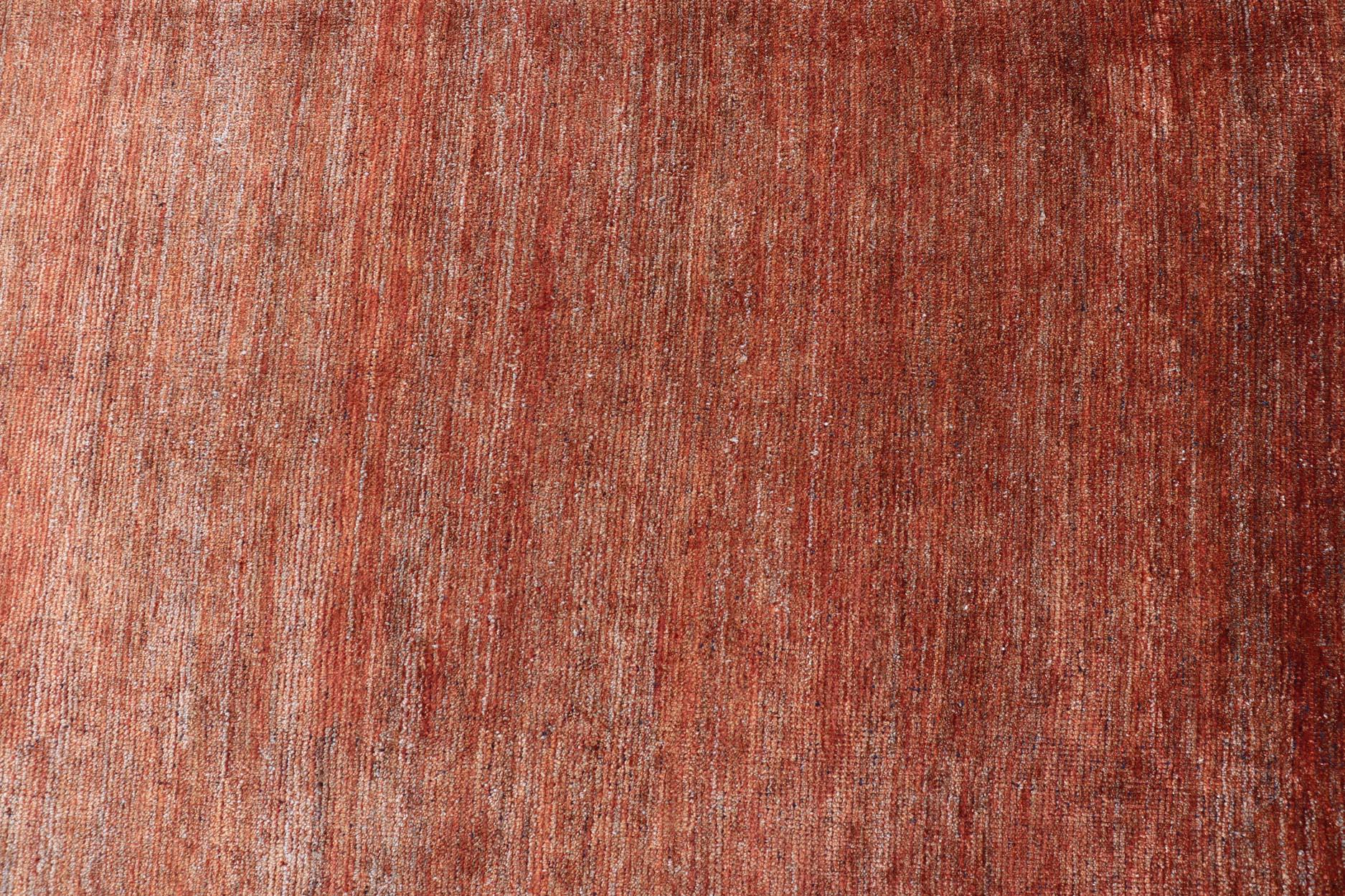 Indiano Tappeto solido moderno nei toni caldi dell'arancione bruciato 9'5 x 12'2 in vendita