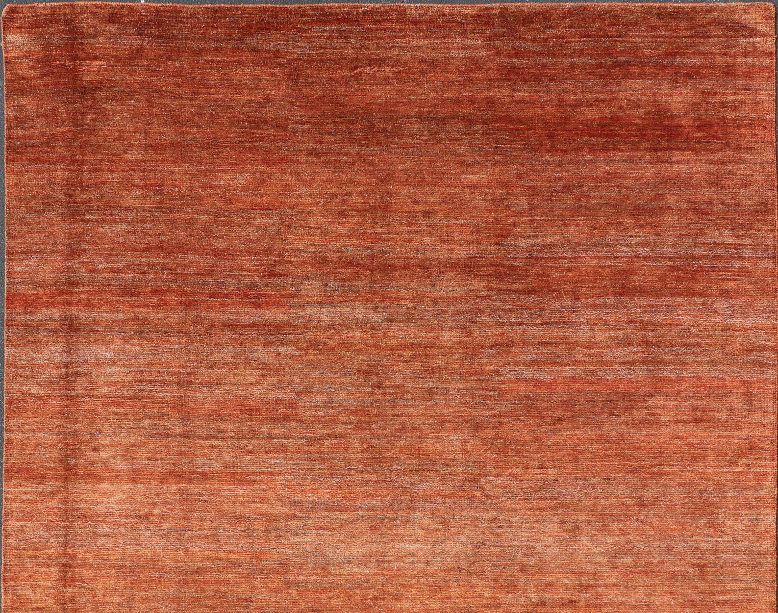 Tappeto solido moderno nei toni caldi dell'arancione bruciato 9'5 x 12'2 In condizioni ottime in vendita a Atlanta, GA