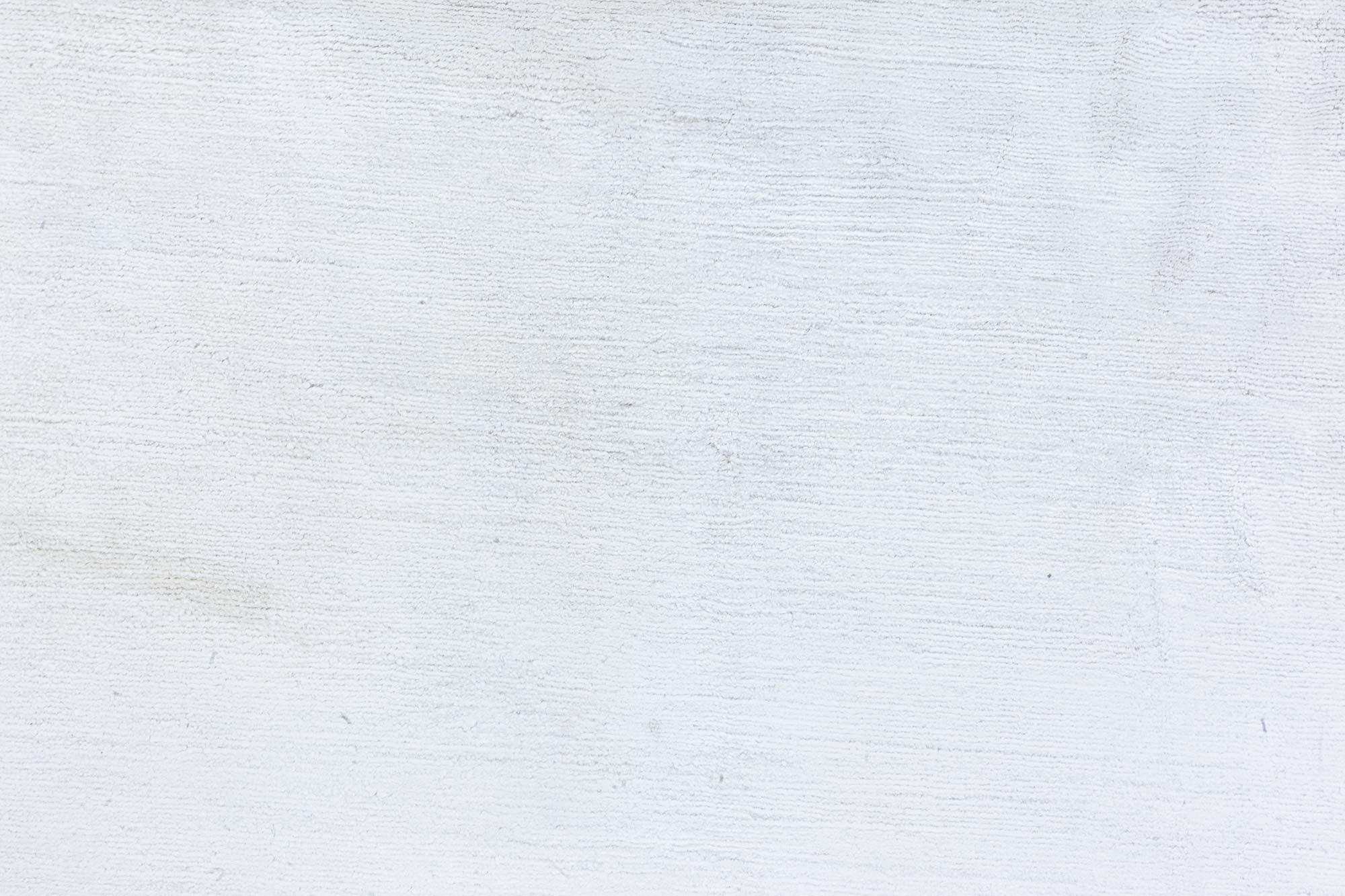 Modern Solid White Silk Rug by Doris Leslie Blau In New Condition For Sale In New York, NY