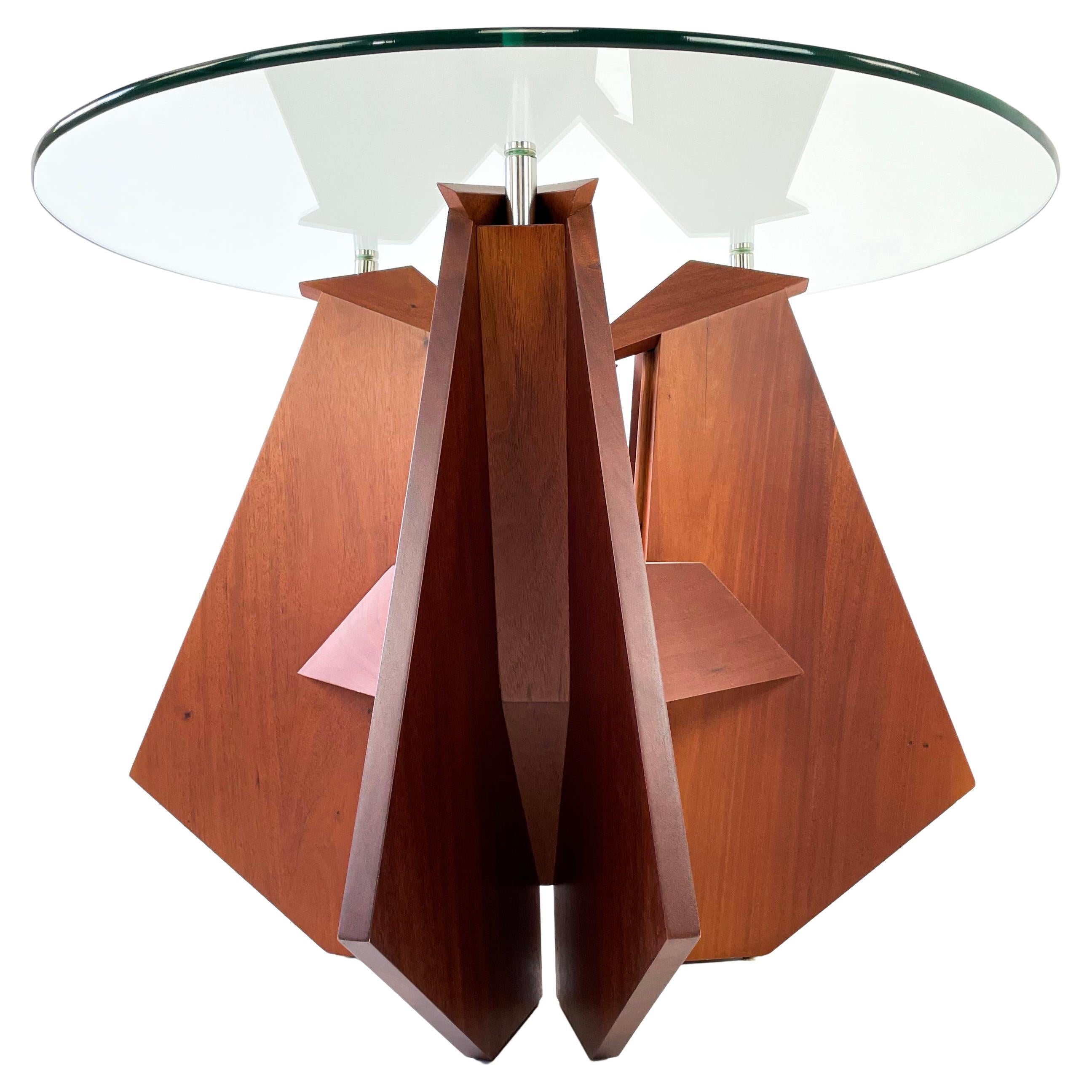 Table basse moderne en bois massif et verre de Pierre Sarkis