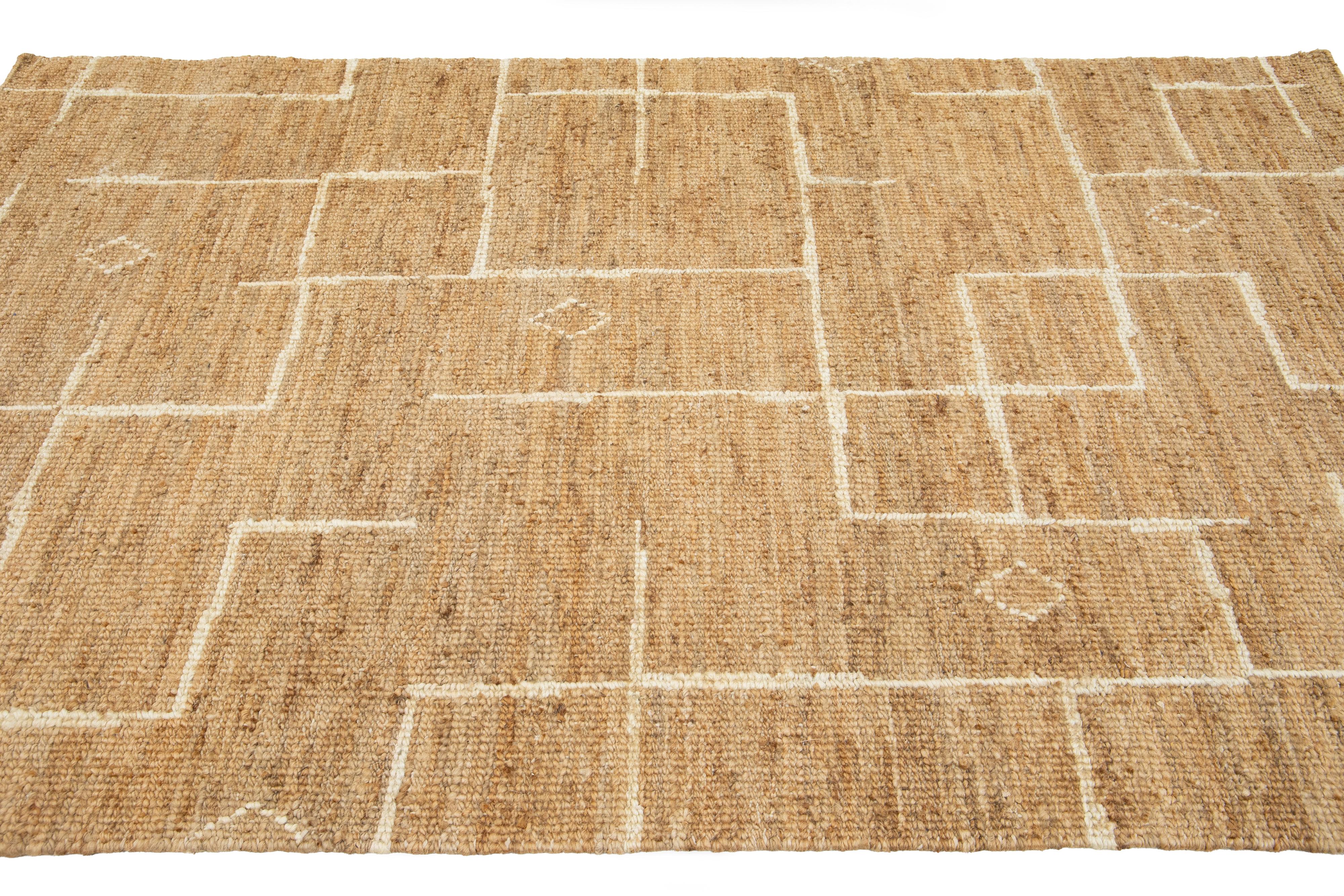 Contemporary Modern Soumak Natural Jute & Cotton Rug Handmade in Tan For Sale