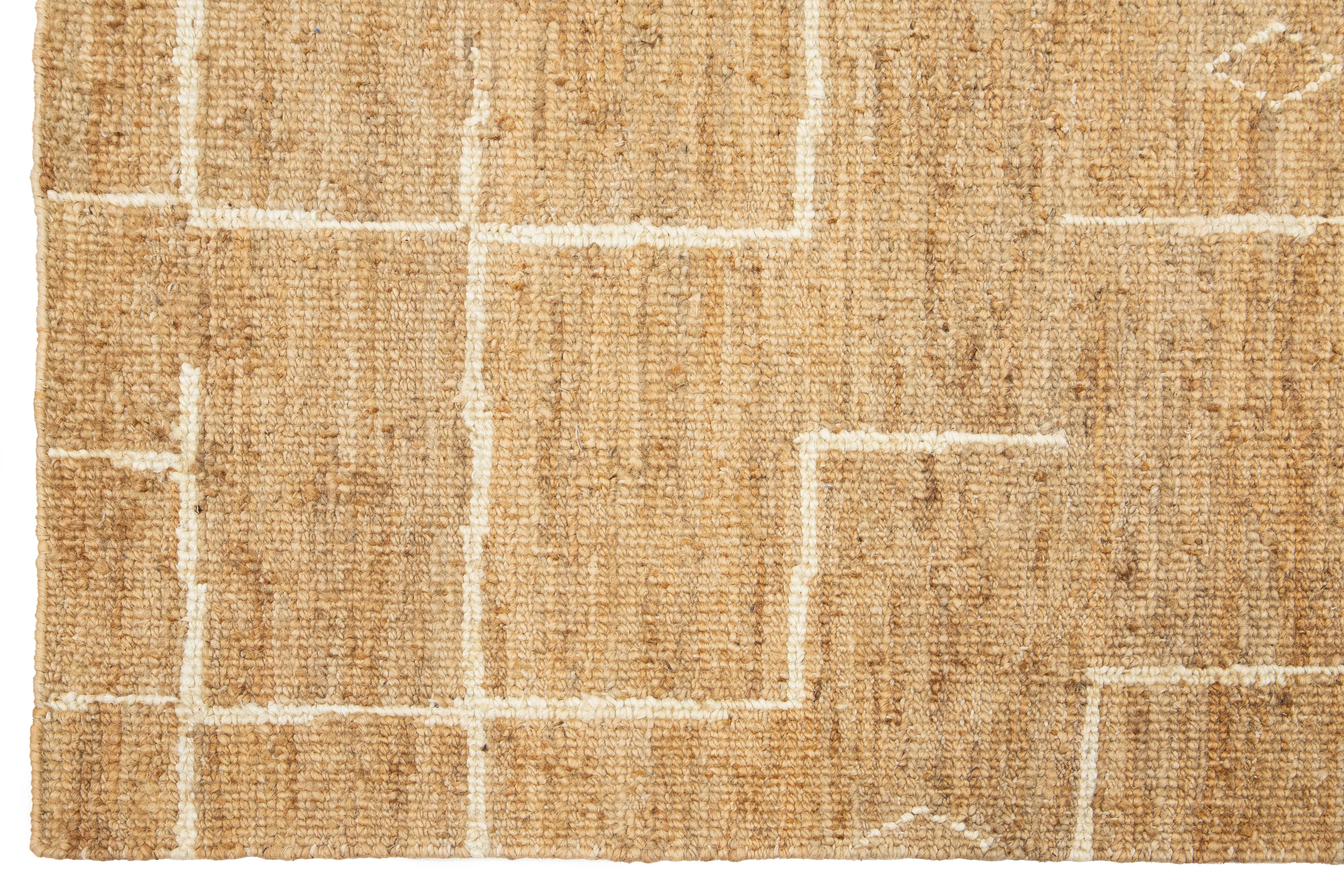 Modern Soumak Natural Jute & Cotton Rug Handmade in Tan For Sale 1