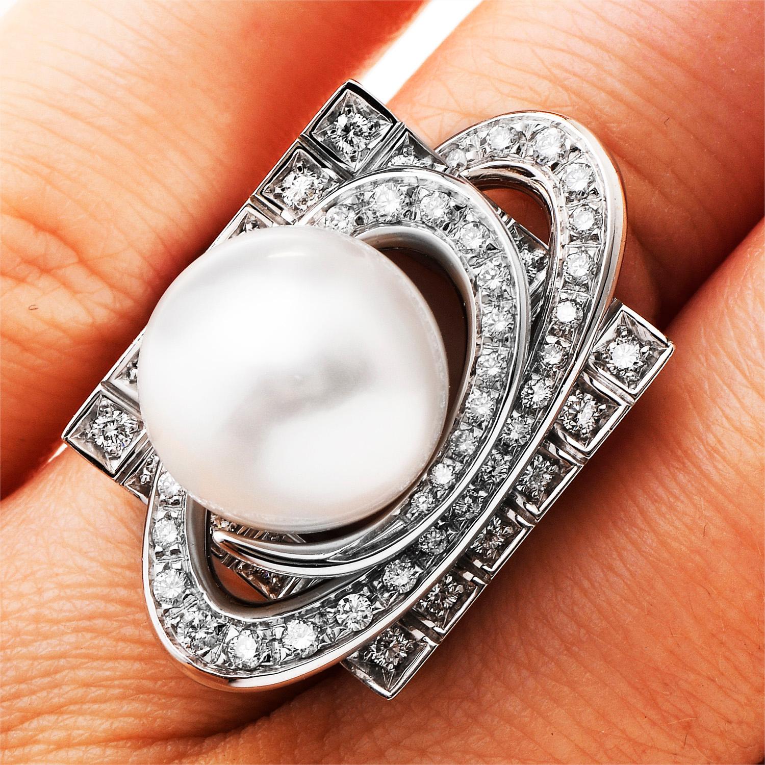 Women's Modern South Sea pearl Diamond Halo 18k White Gold Cocktail Ring