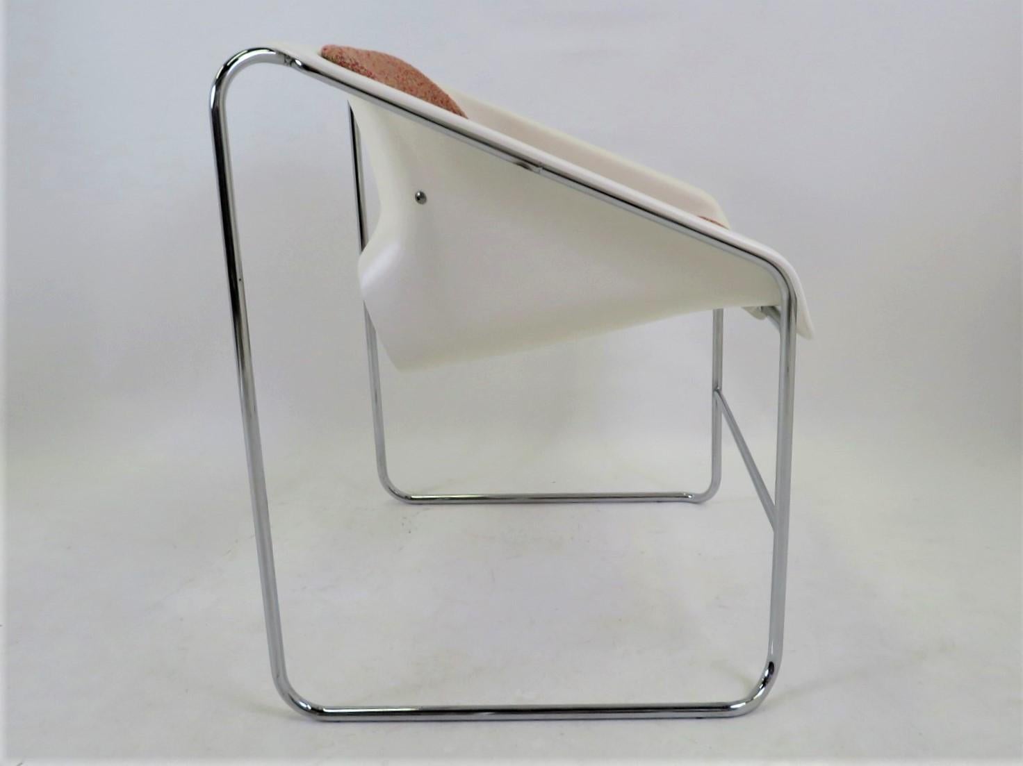 Molded Modern Space Age 2 Lotus Stackable Chairs by Paul Boulva for Artopex Canada 1976