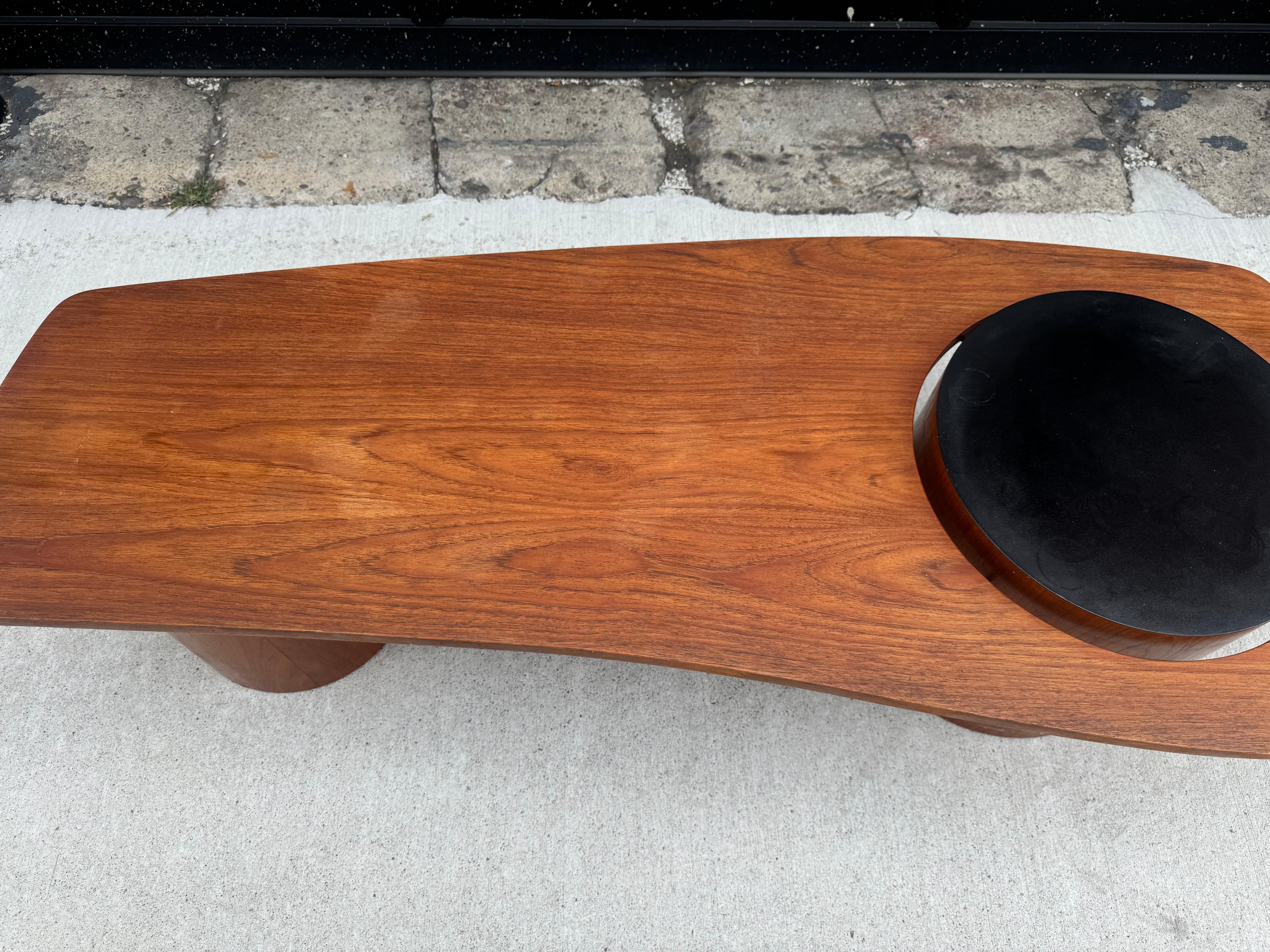 Modern/Space Age Teak Coffee Table by Rs Associates, Designed for Expo 1967 For Sale 3