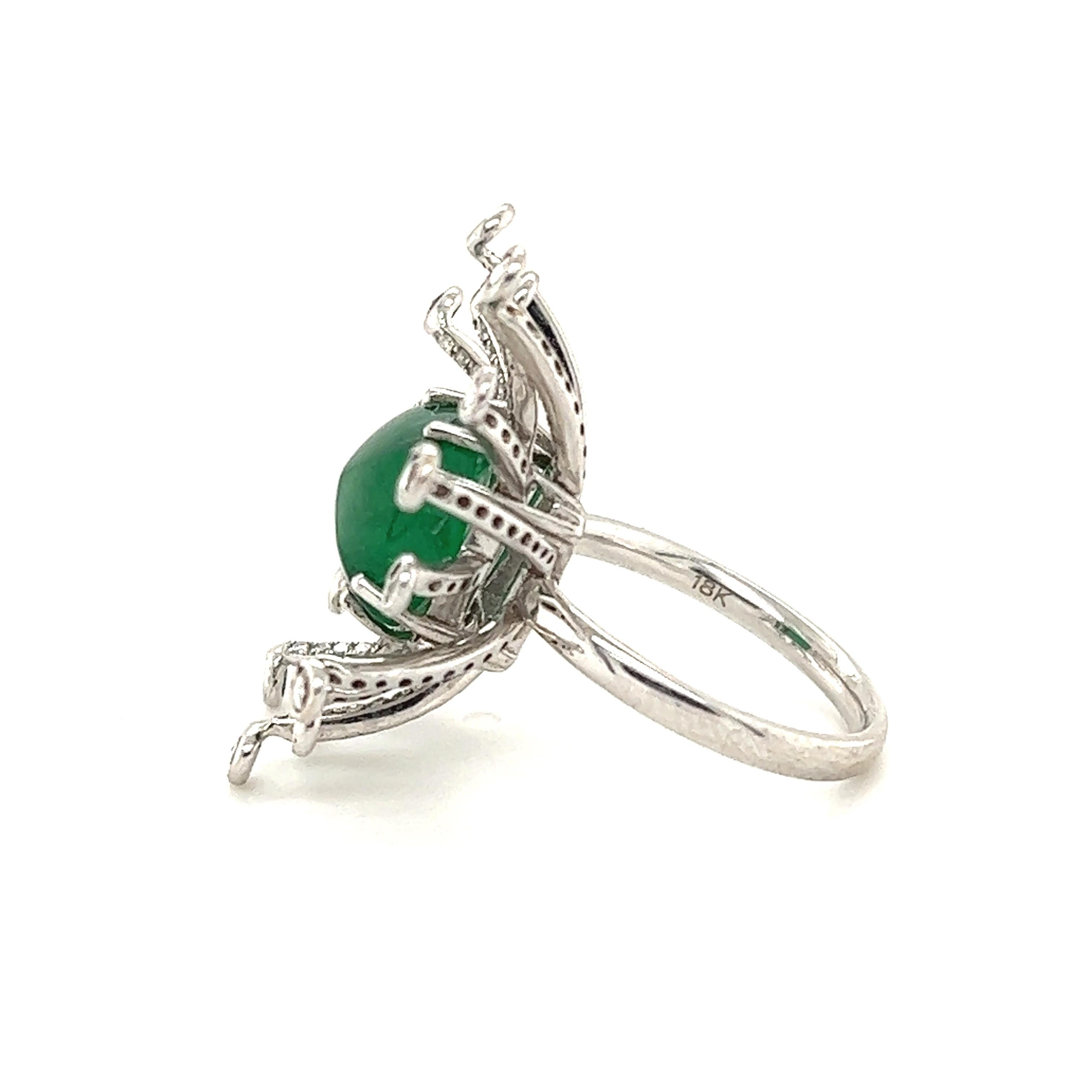 Modern Spray Designed Emerald & Rose Cut Diamonds 18k White Gold Ring In New Condition In MIAMI, FL