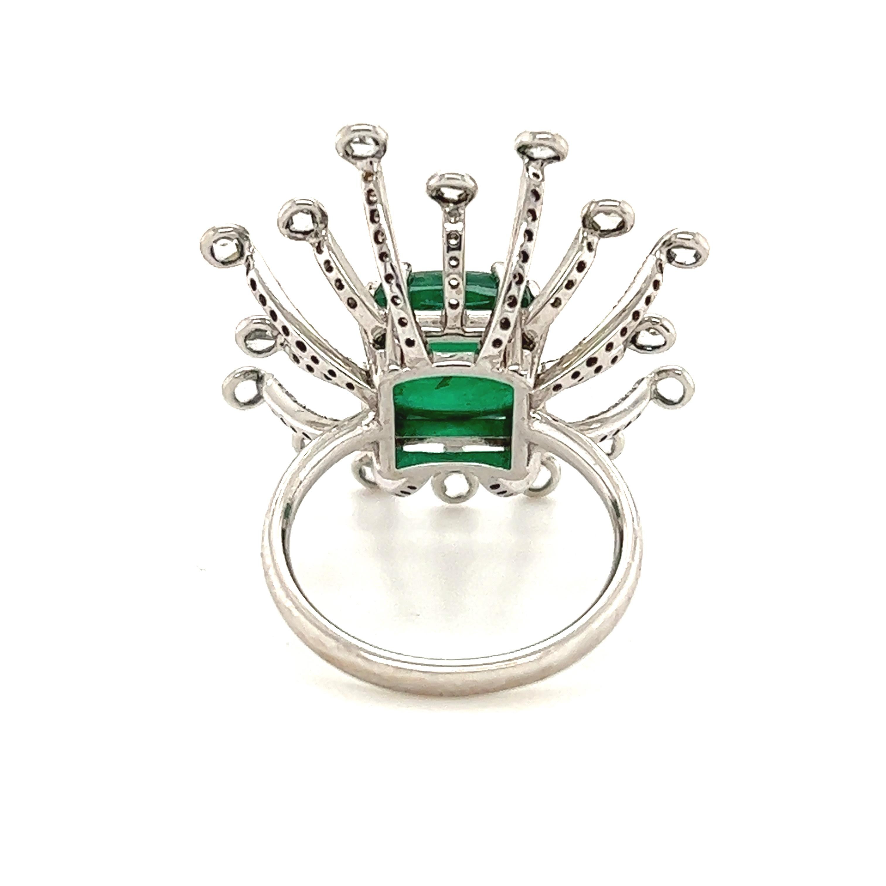 Women's Modern Spray Designed Emerald & Rose Cut Diamonds 18k White Gold Ring