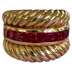Modern Square Faceted Hot Pink Tourmaline 14 Karat Yellow Gold Ring