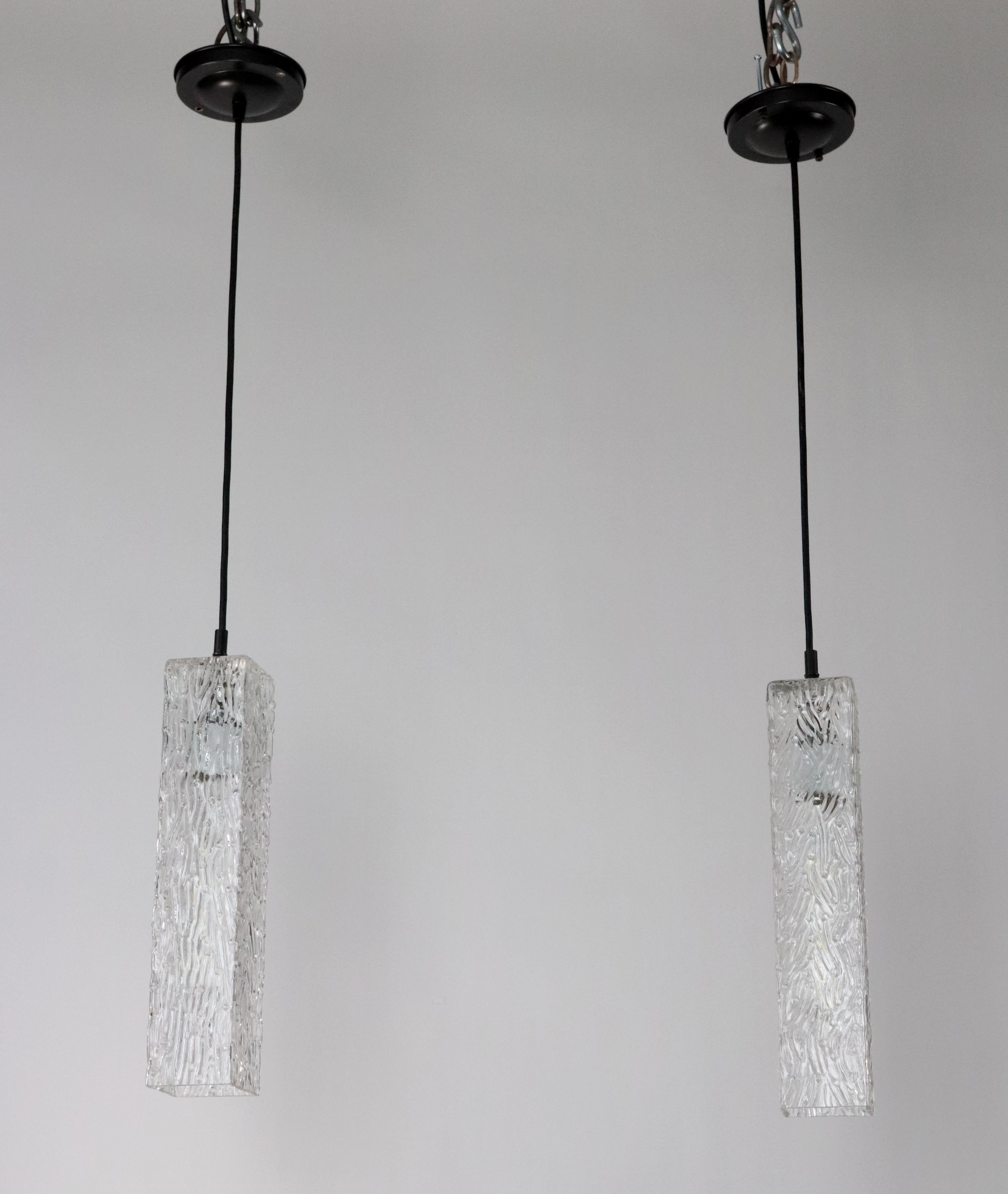 Lámpara colgante moderna cuadrada de cristal ondulado de Murano en venta 1