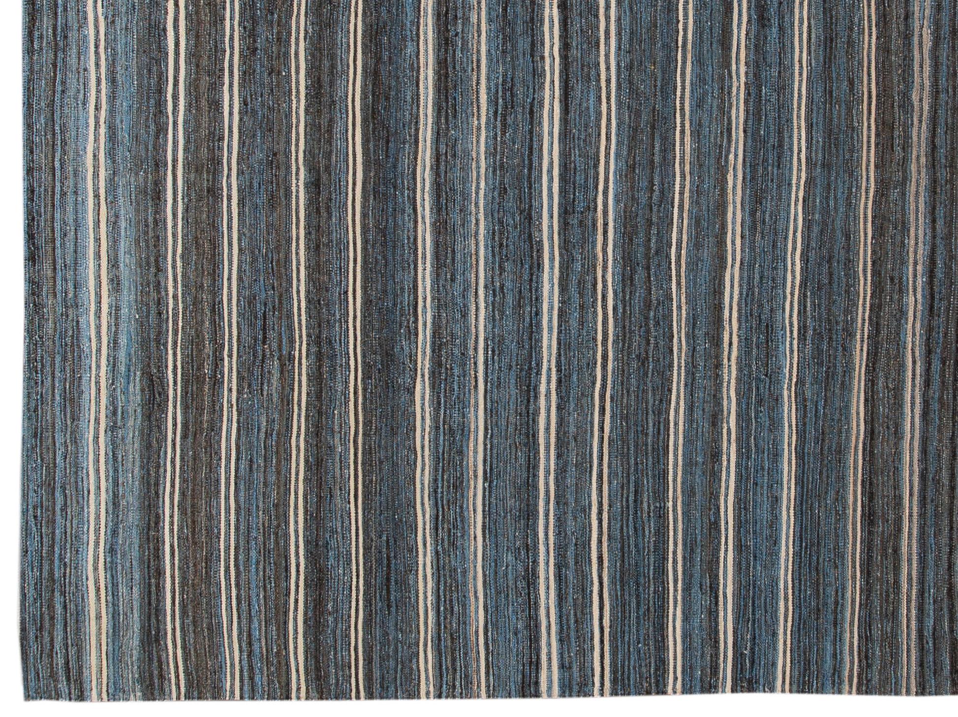 Hand-Woven Modern Sriped Flat-Weave Handmade Wool Rug For Sale