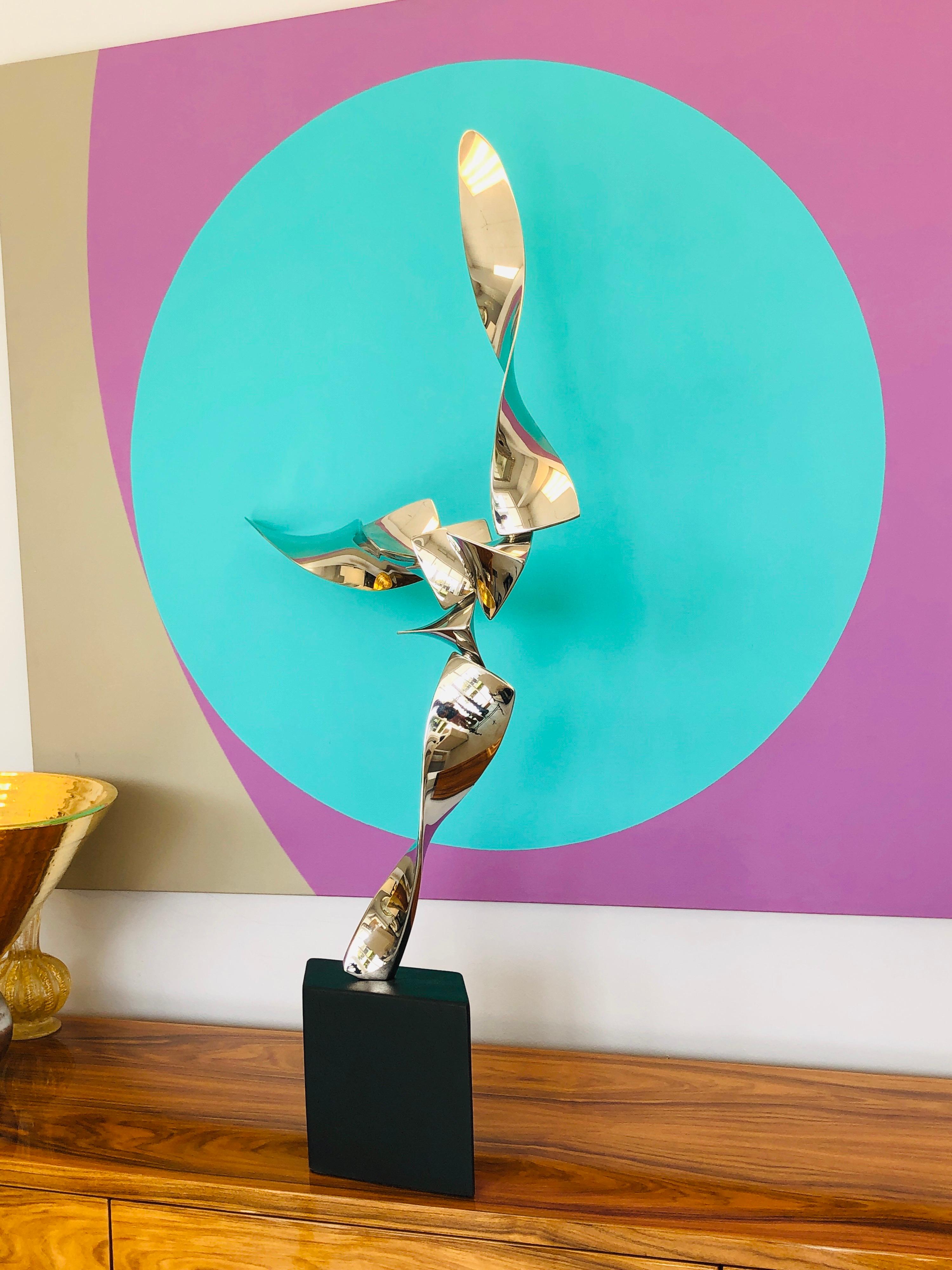 Modern Stainless Steel Abstract Sculpture, 1980s In Good Condition For Sale In Miami, FL