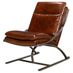Moderner Stuhl aus Edelstahl und braunem Leder