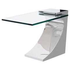 Moderner Lampentisch aus Edelstahl, entworfen von Greg Sheres.  Freitragendes Glas.