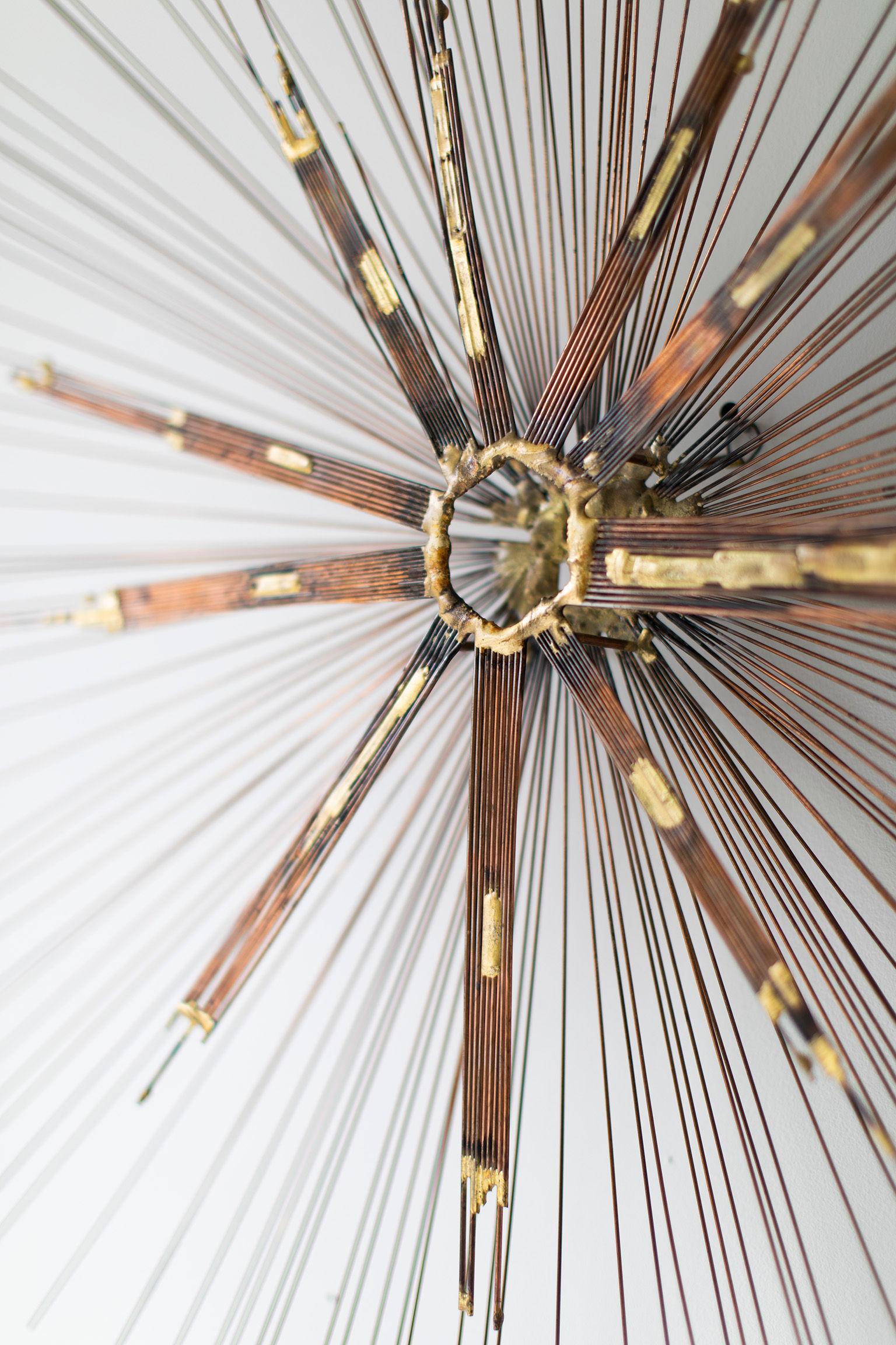 Escultura de pared metálica moderna Starburst Estadounidense en venta