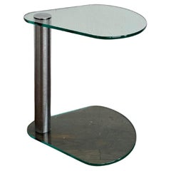 Mesa auxiliar moderna de acero y cristal Leon Rosen